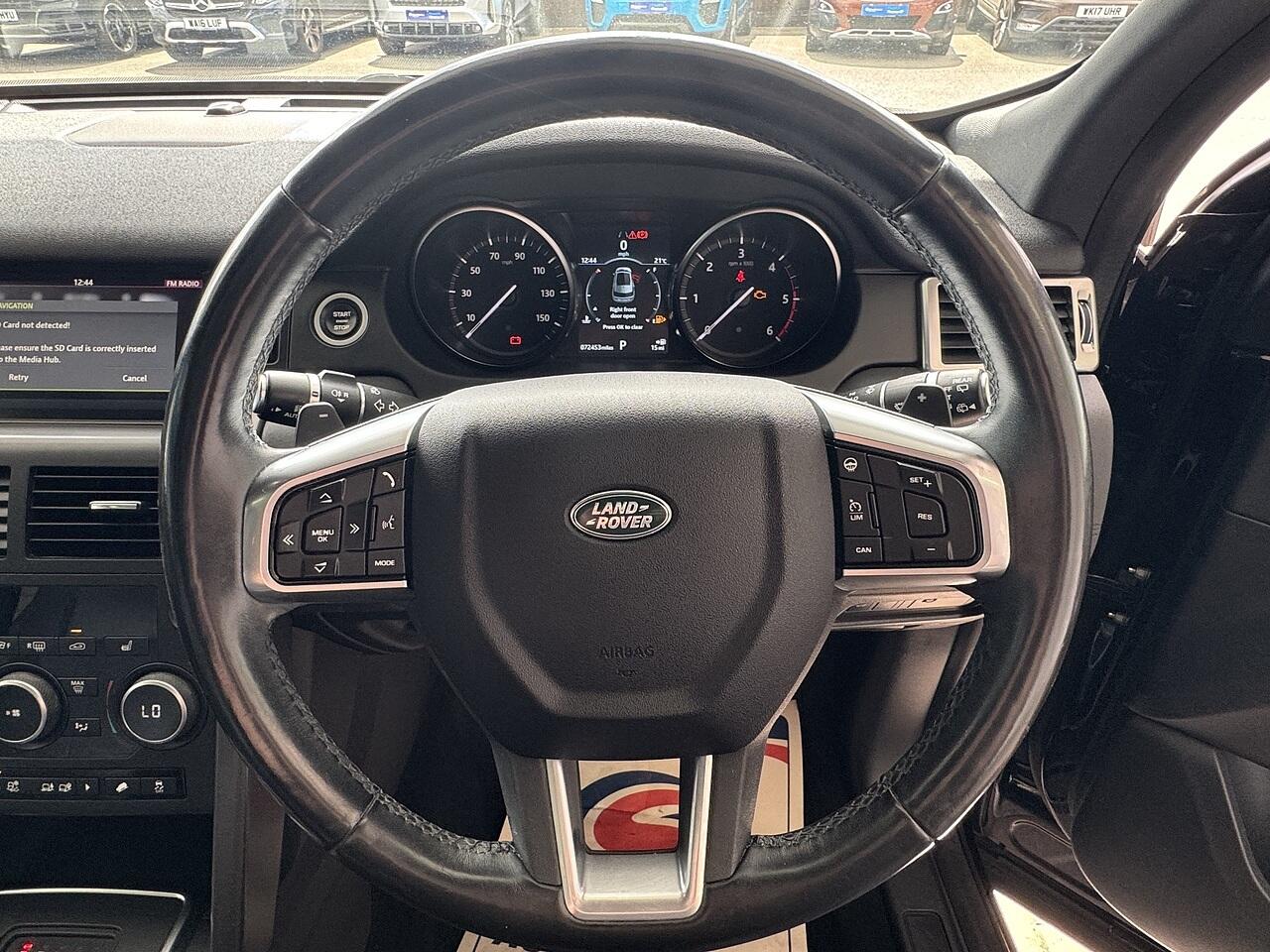 Land Rover Discovery Sport view 25