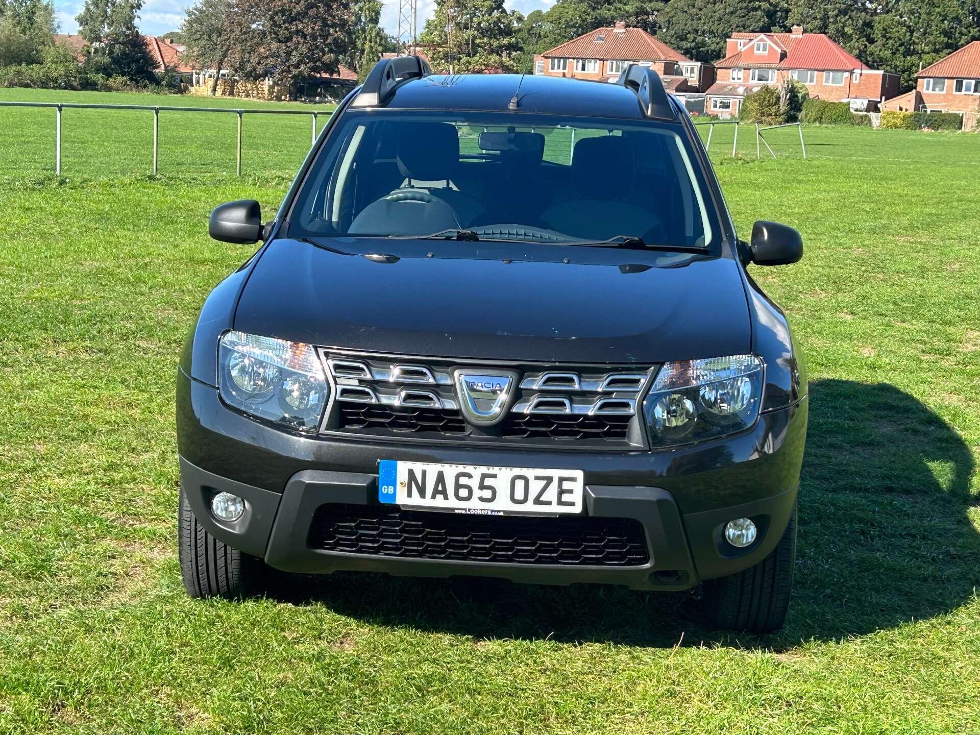 Dacia Duster view 2