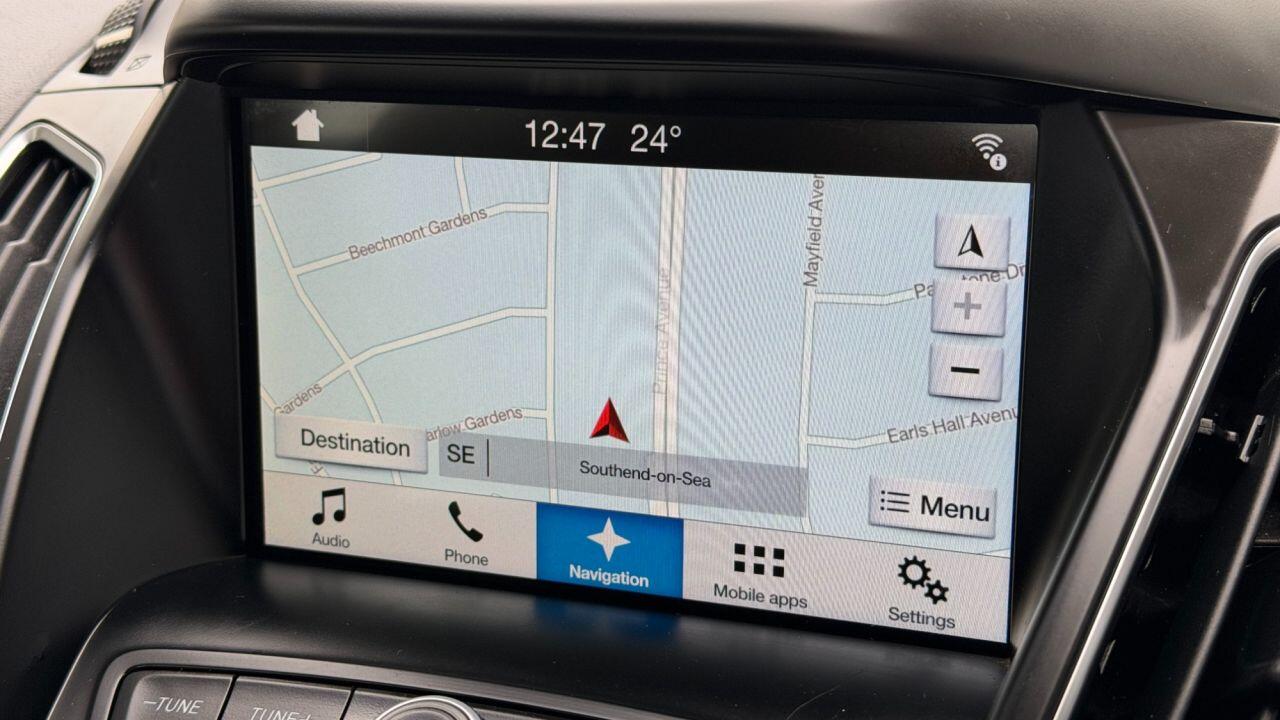 Ford C-Max view 17