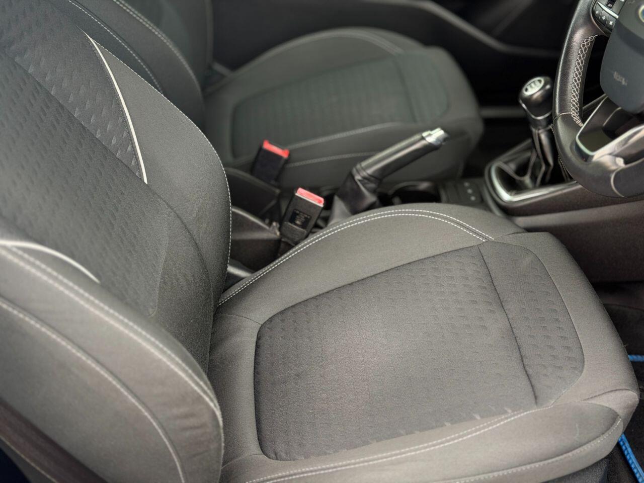 Ford Fiesta view 103