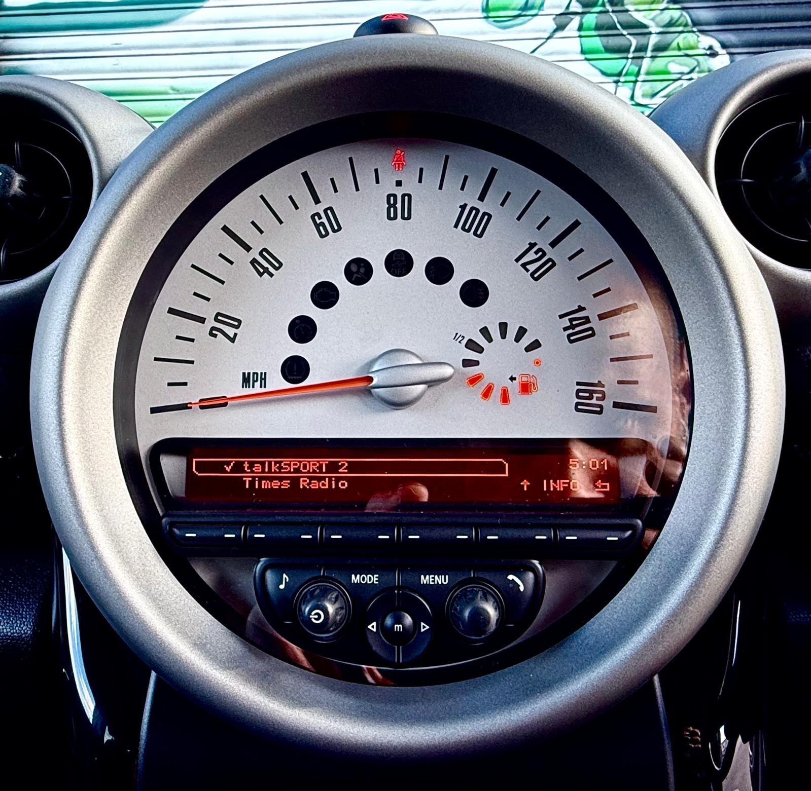 MINI Countryman view 84