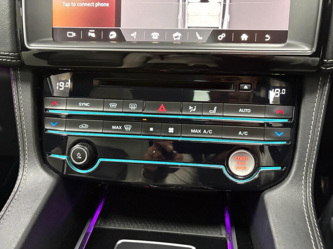 Jaguar F-Pace view 36