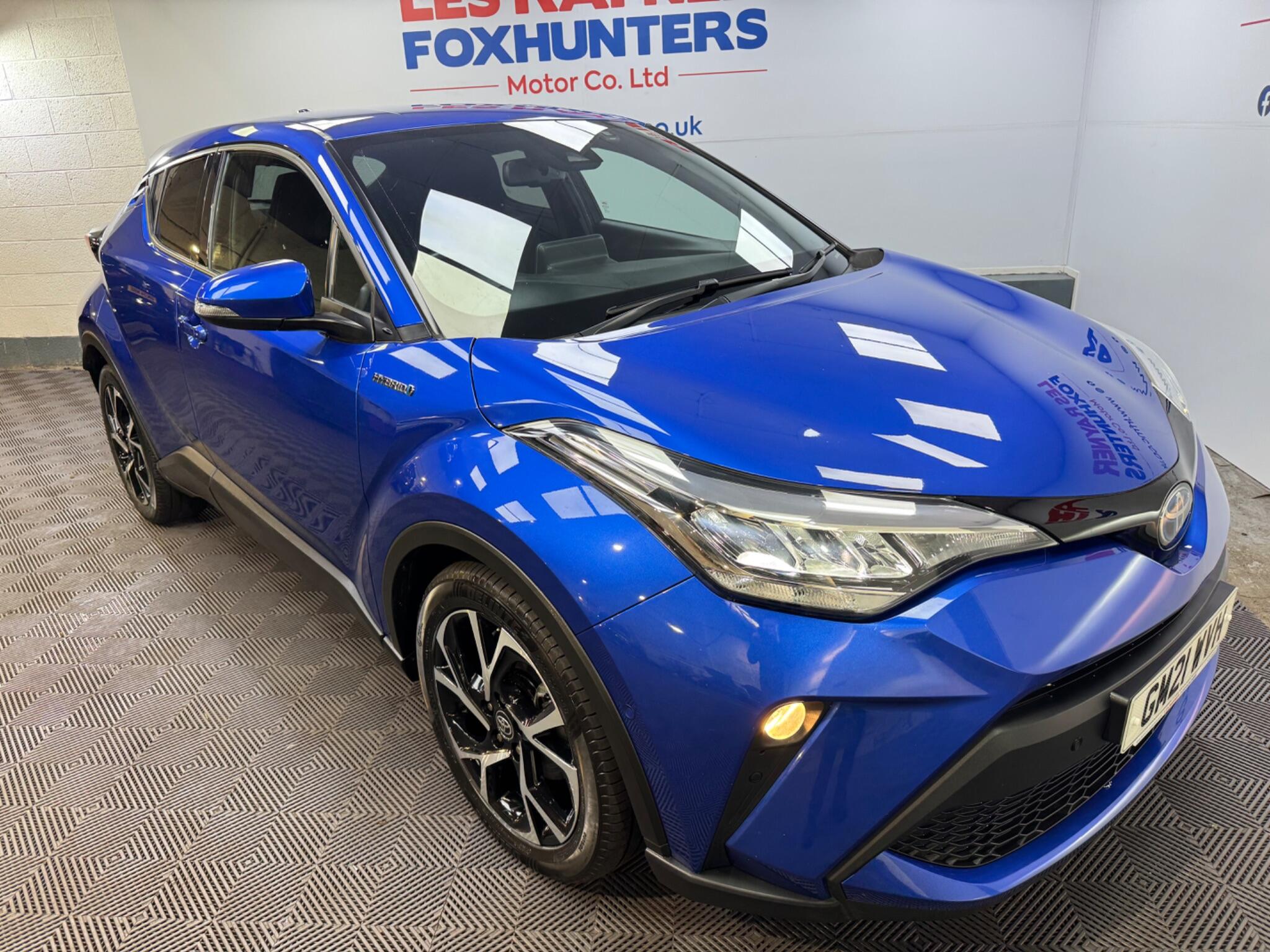 Toyota C-HR view 21