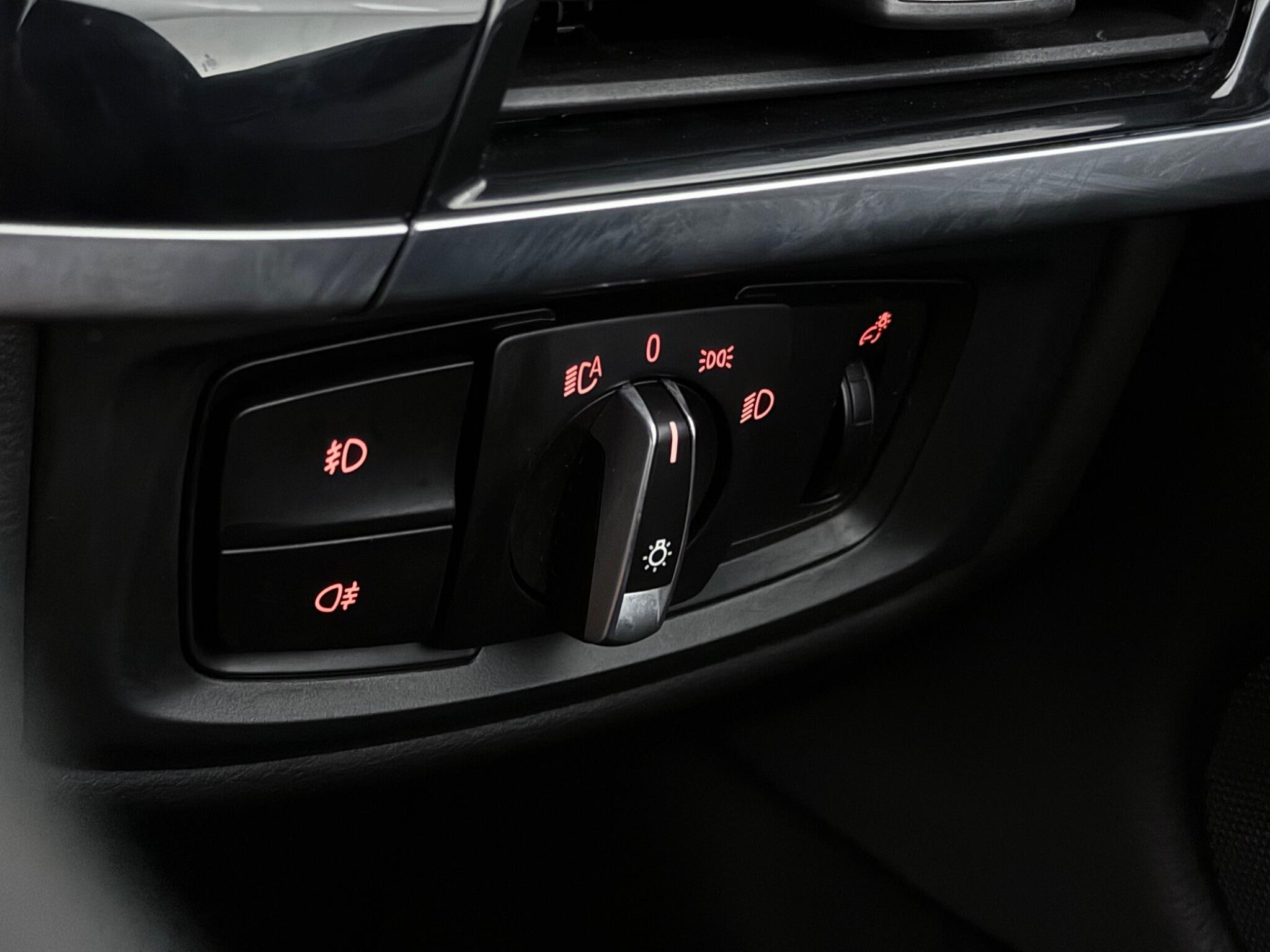 BMW X6 view 20
