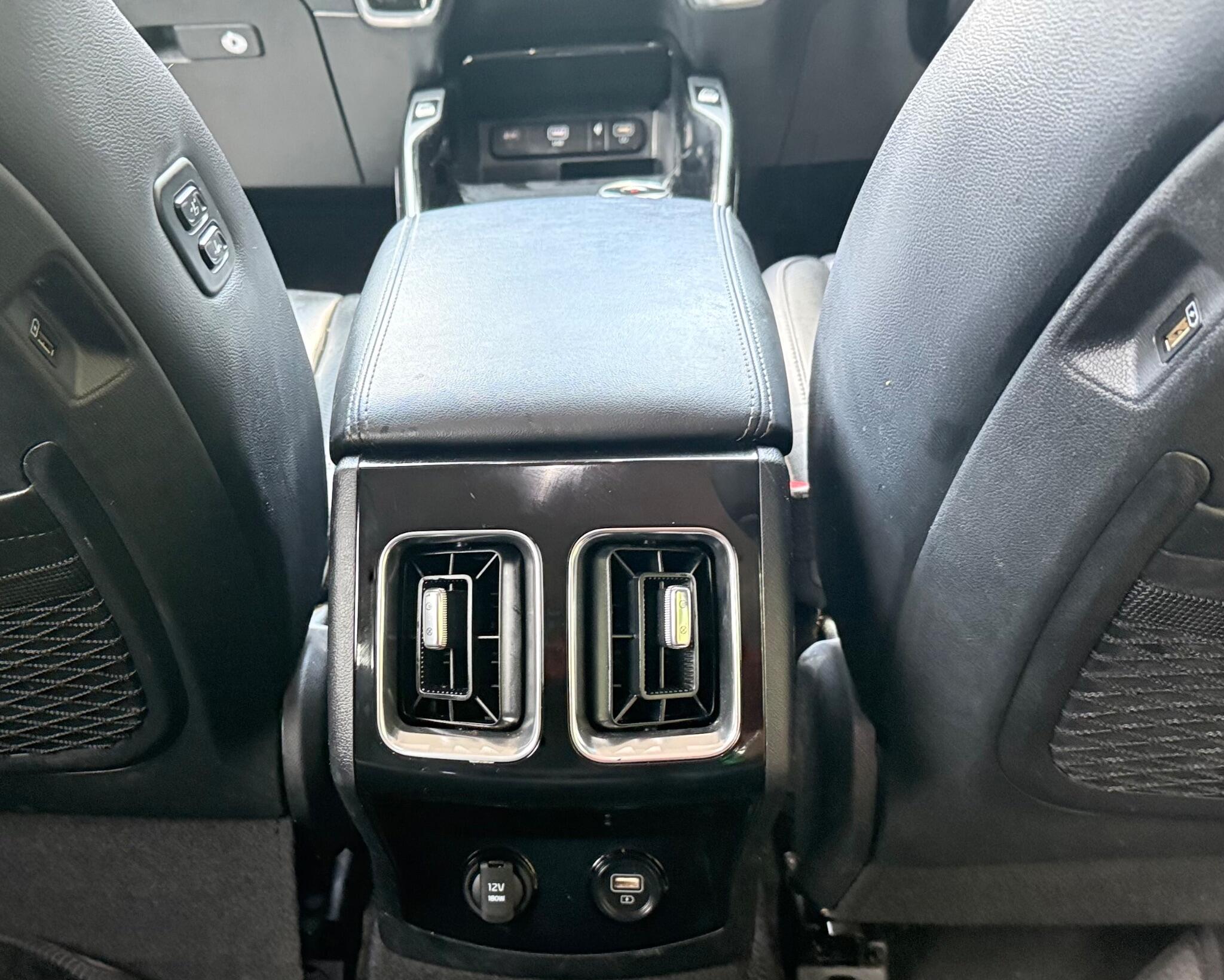 Kia Sorento view 19