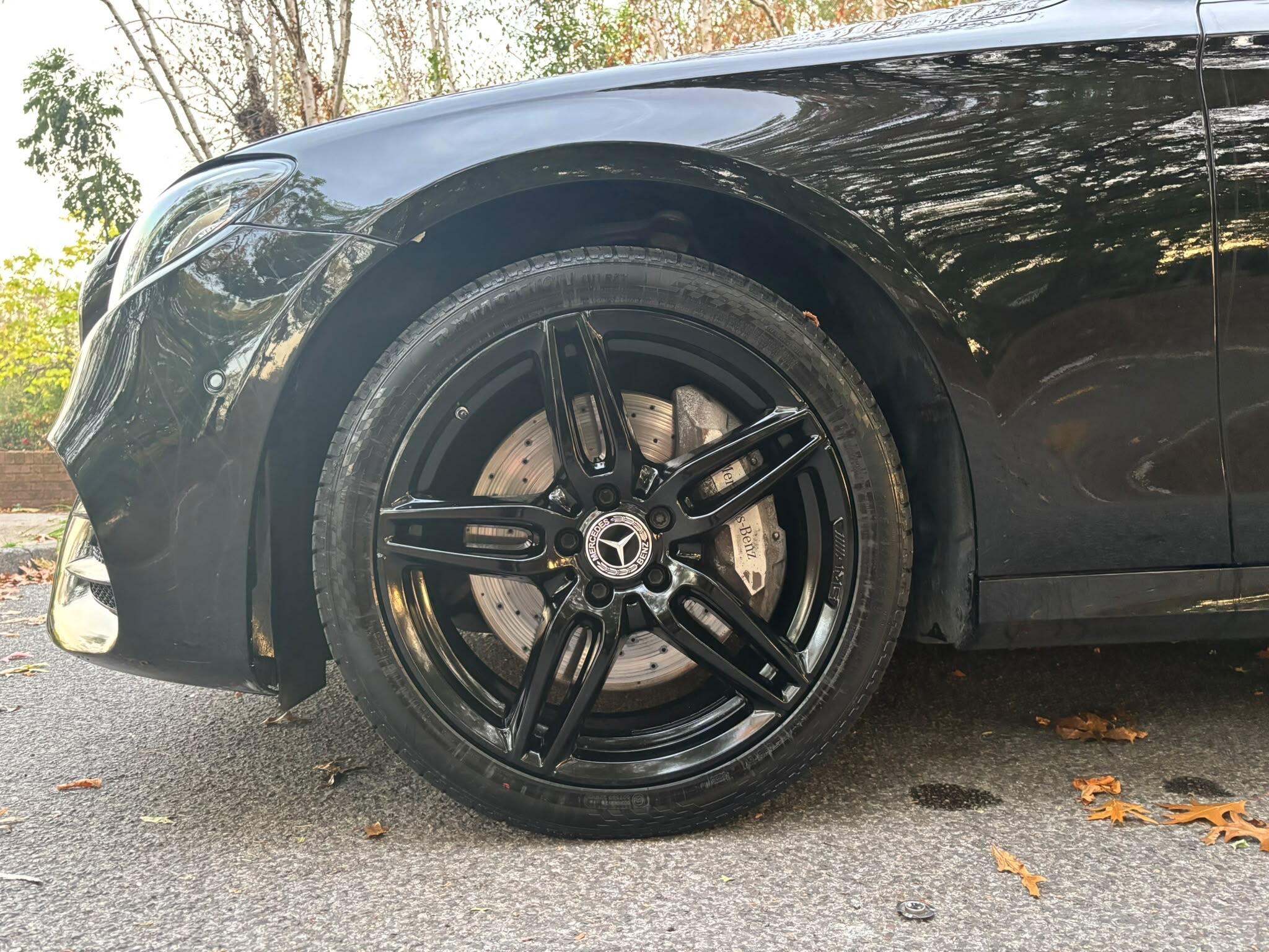 Mercedes-Benz E-Class view 33