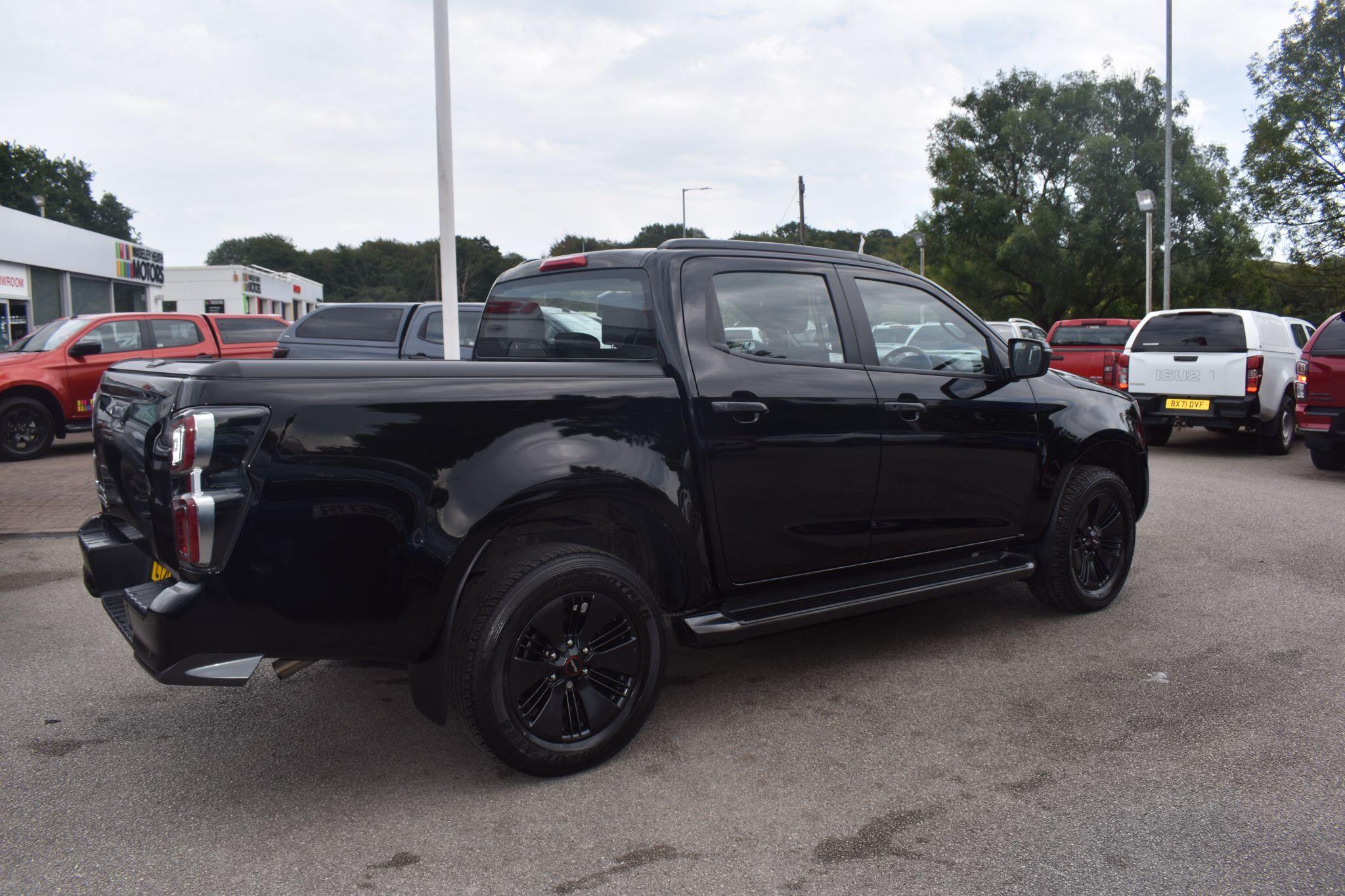 D-Max - 1.9 TD V-Cross Auto 4WD Euro 6 (s/s) 4dr - Image 17
