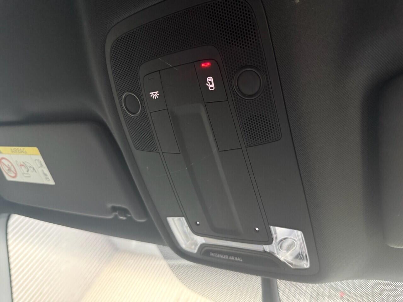 Audi Q2 view 21