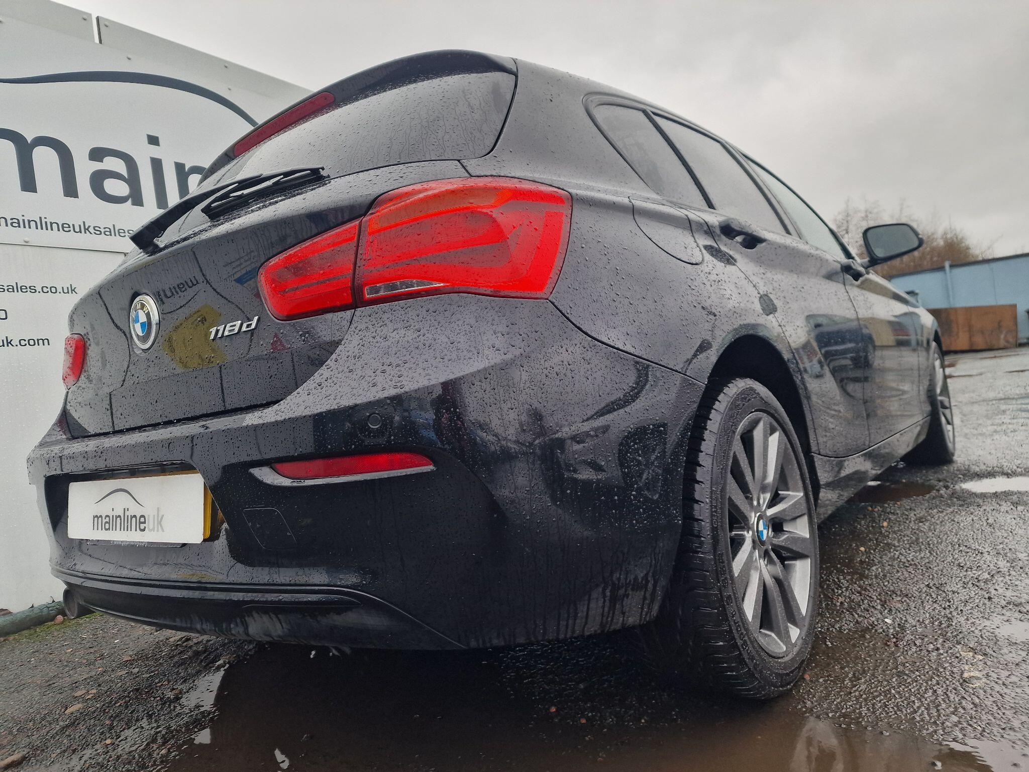 BMW 1 Series view 26