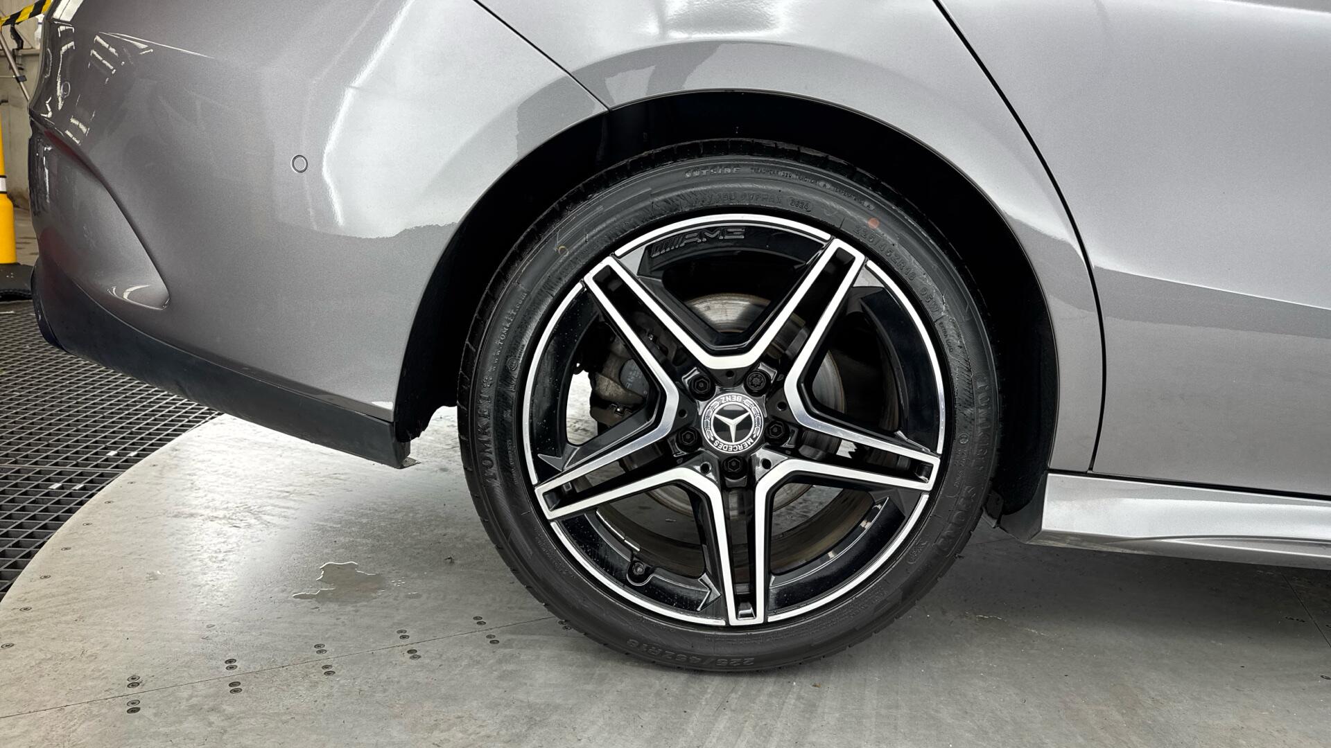 Mercedes-Benz Cla view 20