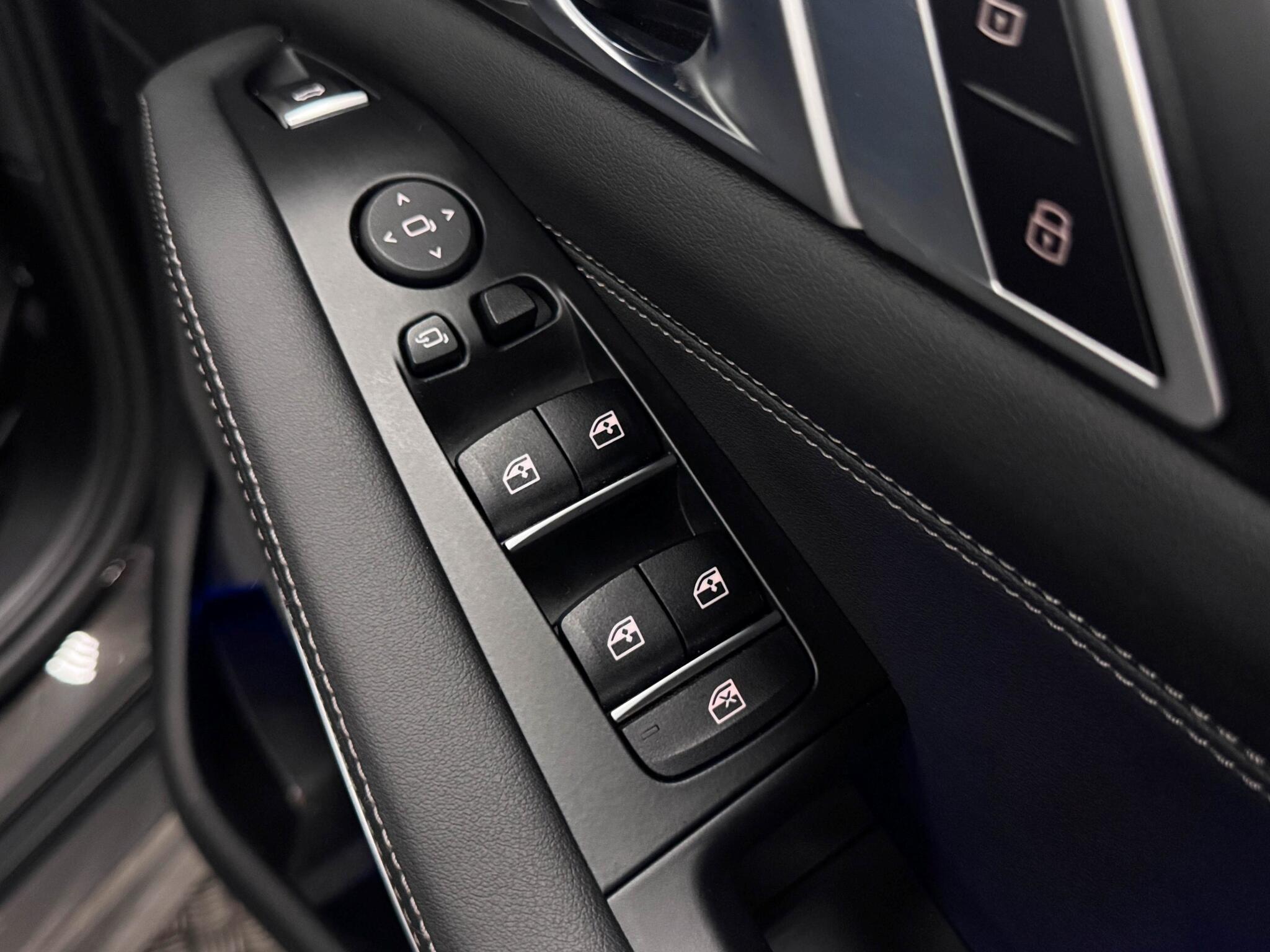 BMW X5 view 19