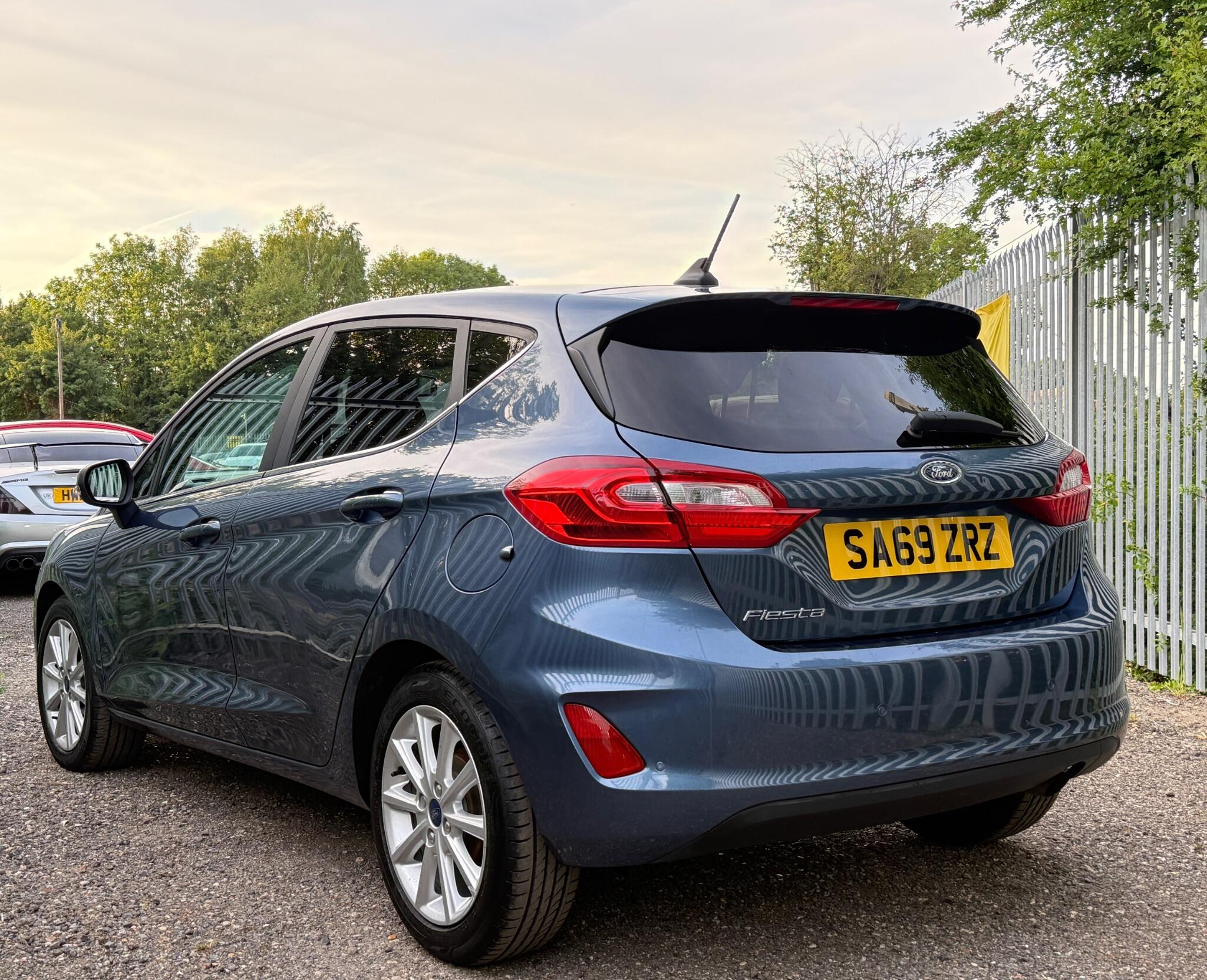 2019 Ford Fiesta image 6