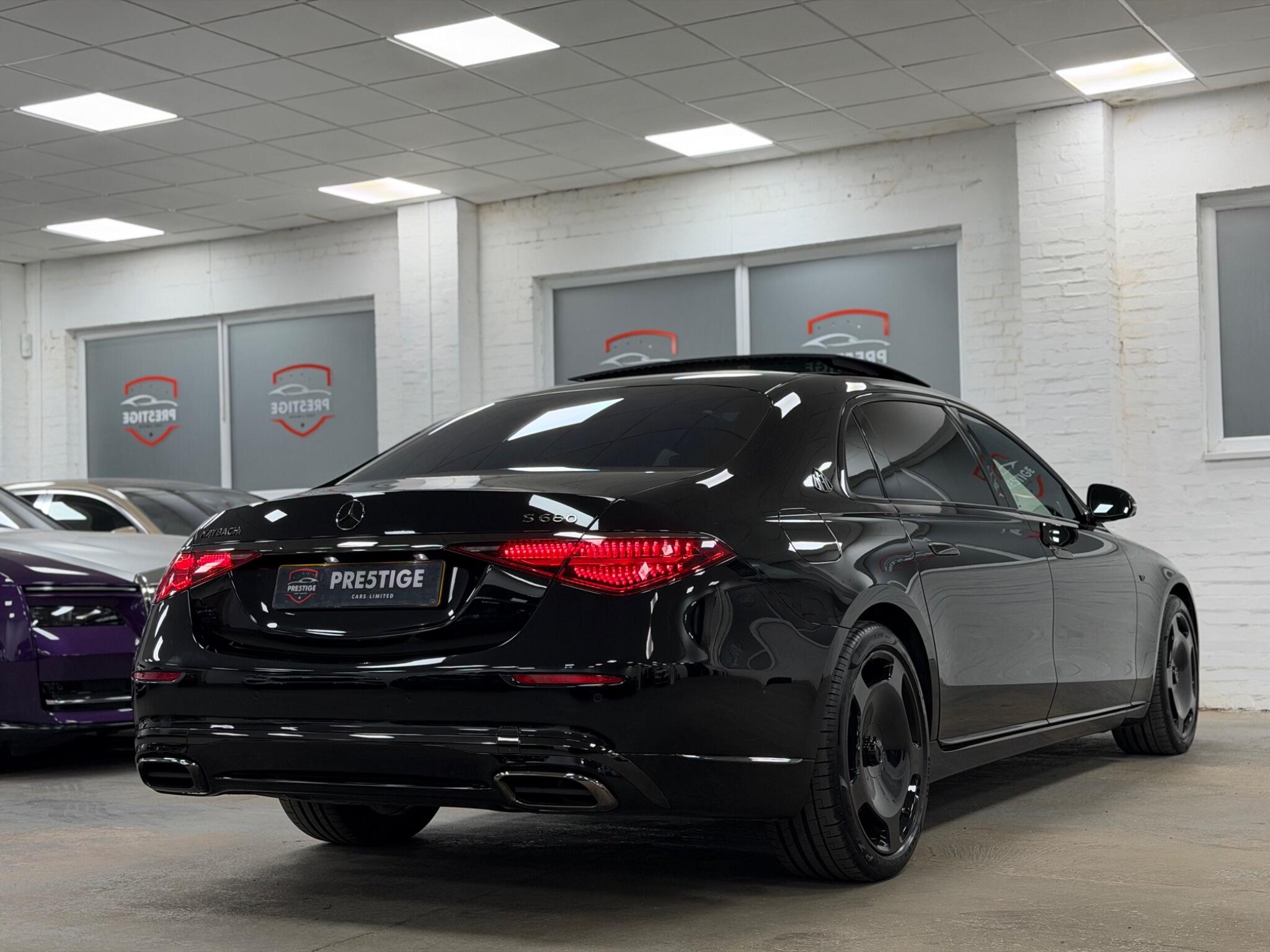 Mercedes-Benz S-Class view 11