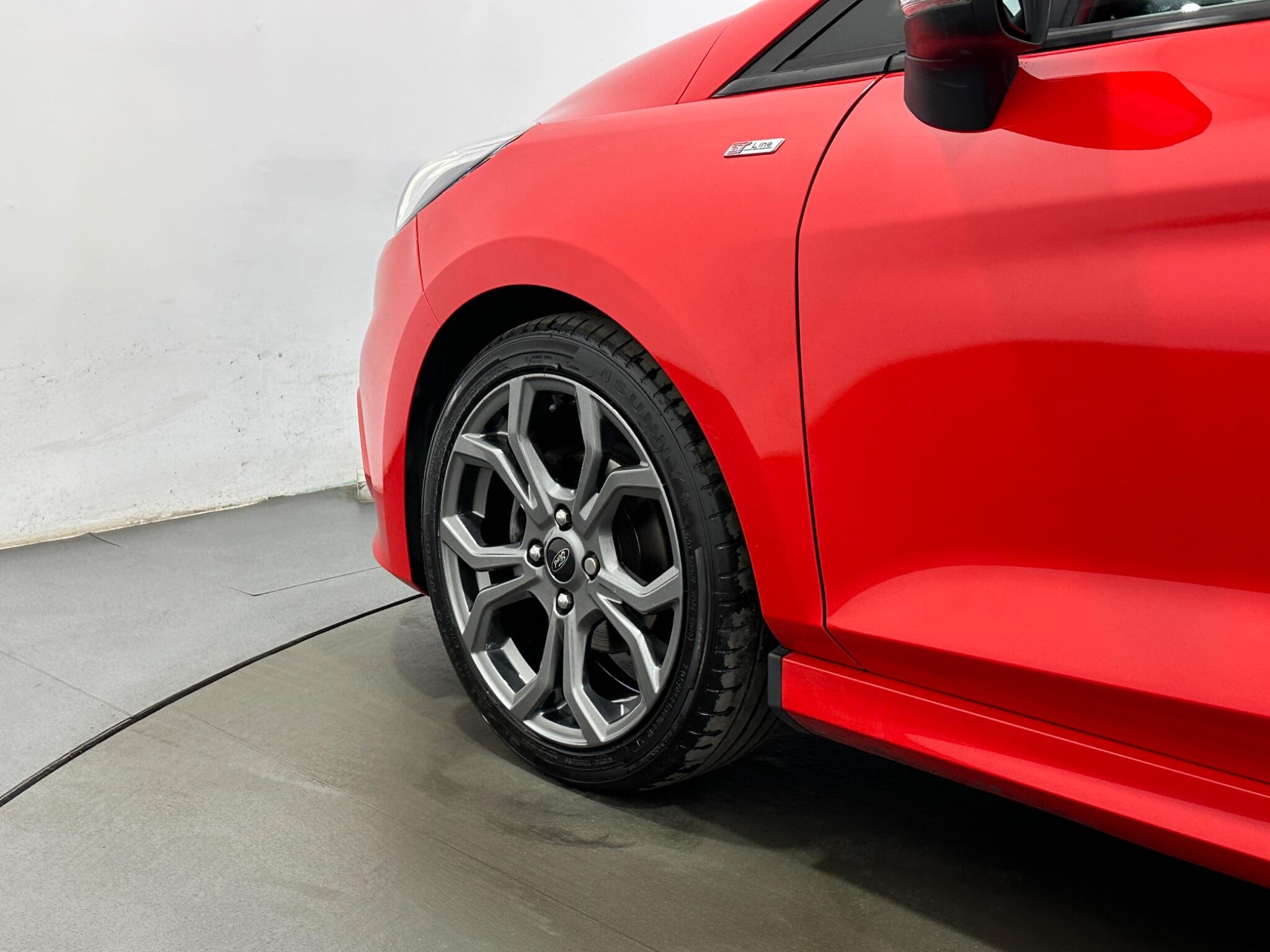 Ford Fiesta view 49