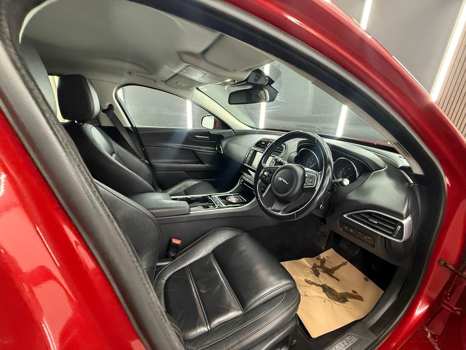 Jaguar Xe view 20