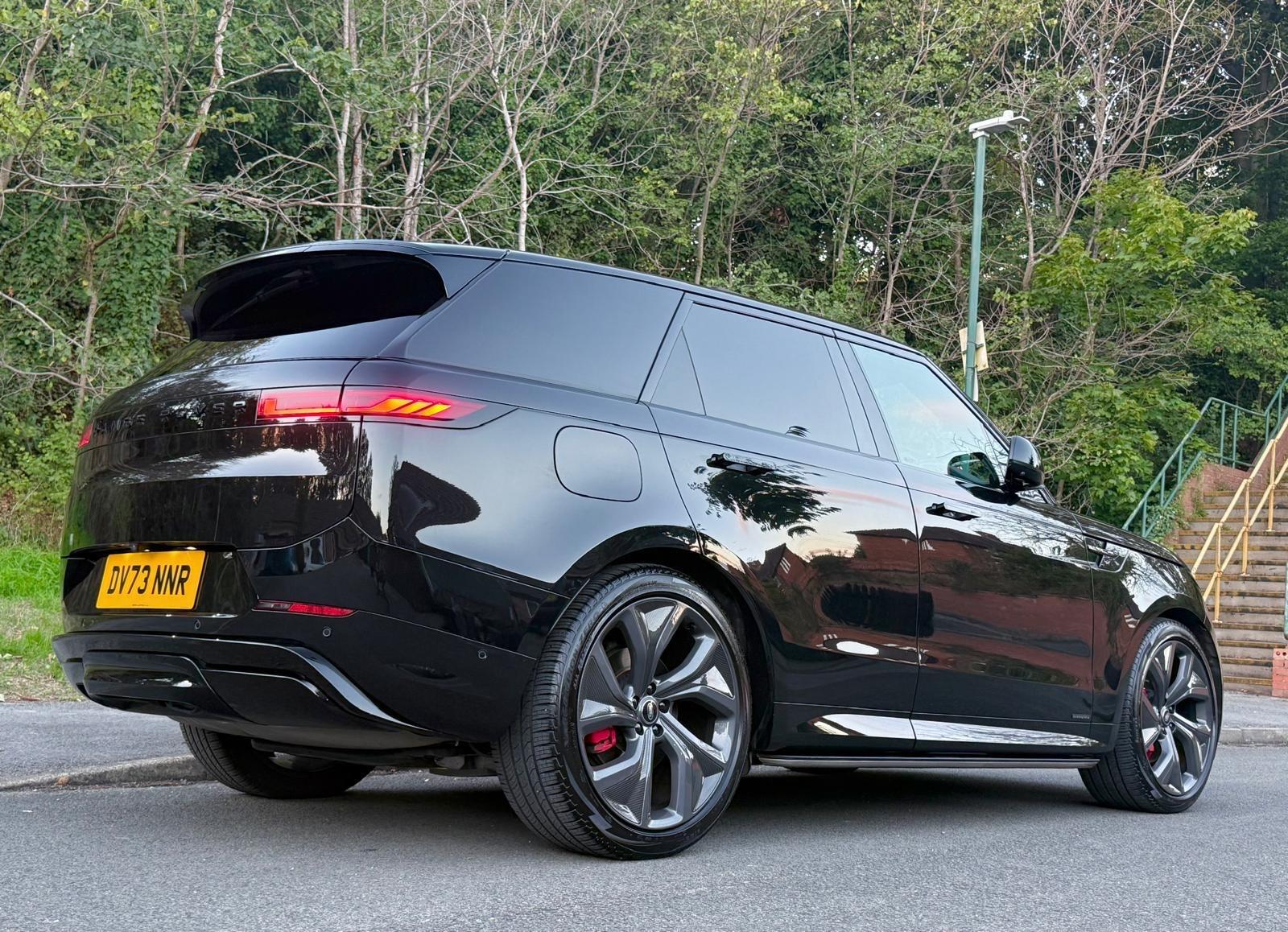 Land Rover Range Rover Sport view 32