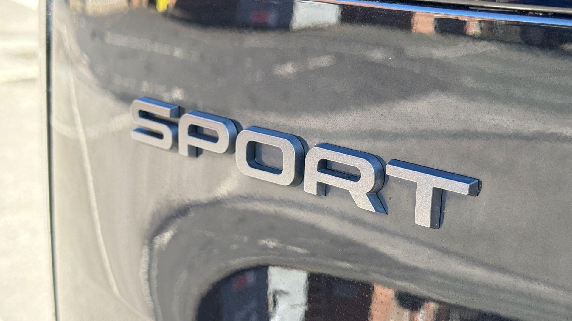 Land Rover Range Rover Sport view 21