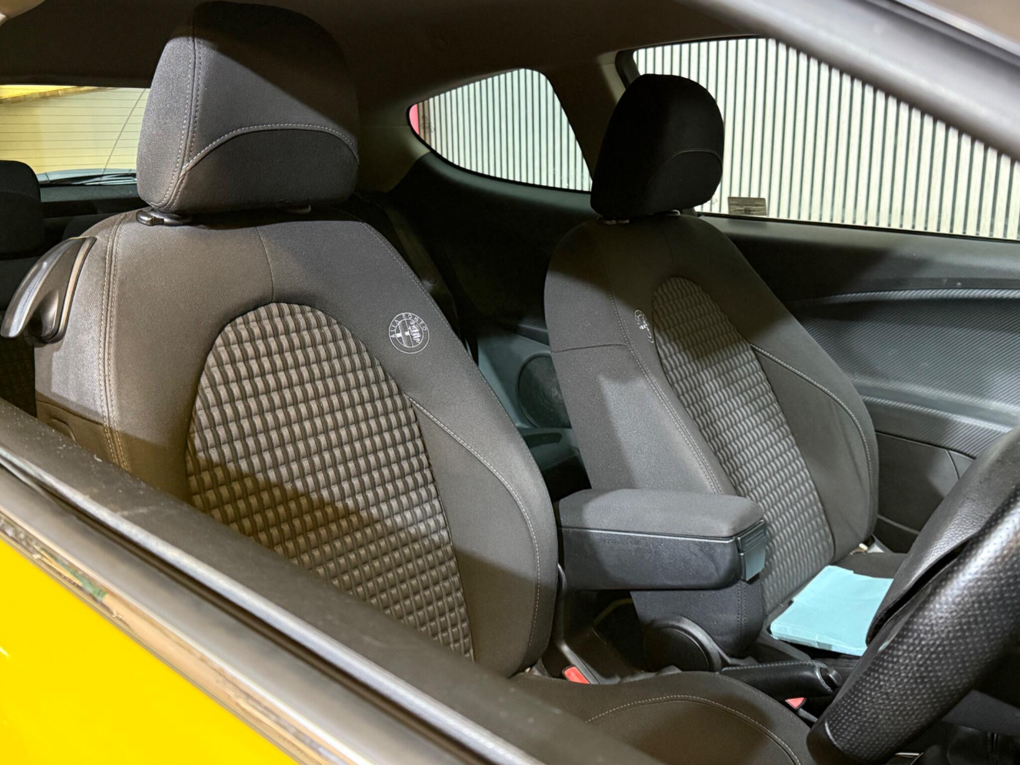2009 Alfa Romeo MiTo image 20