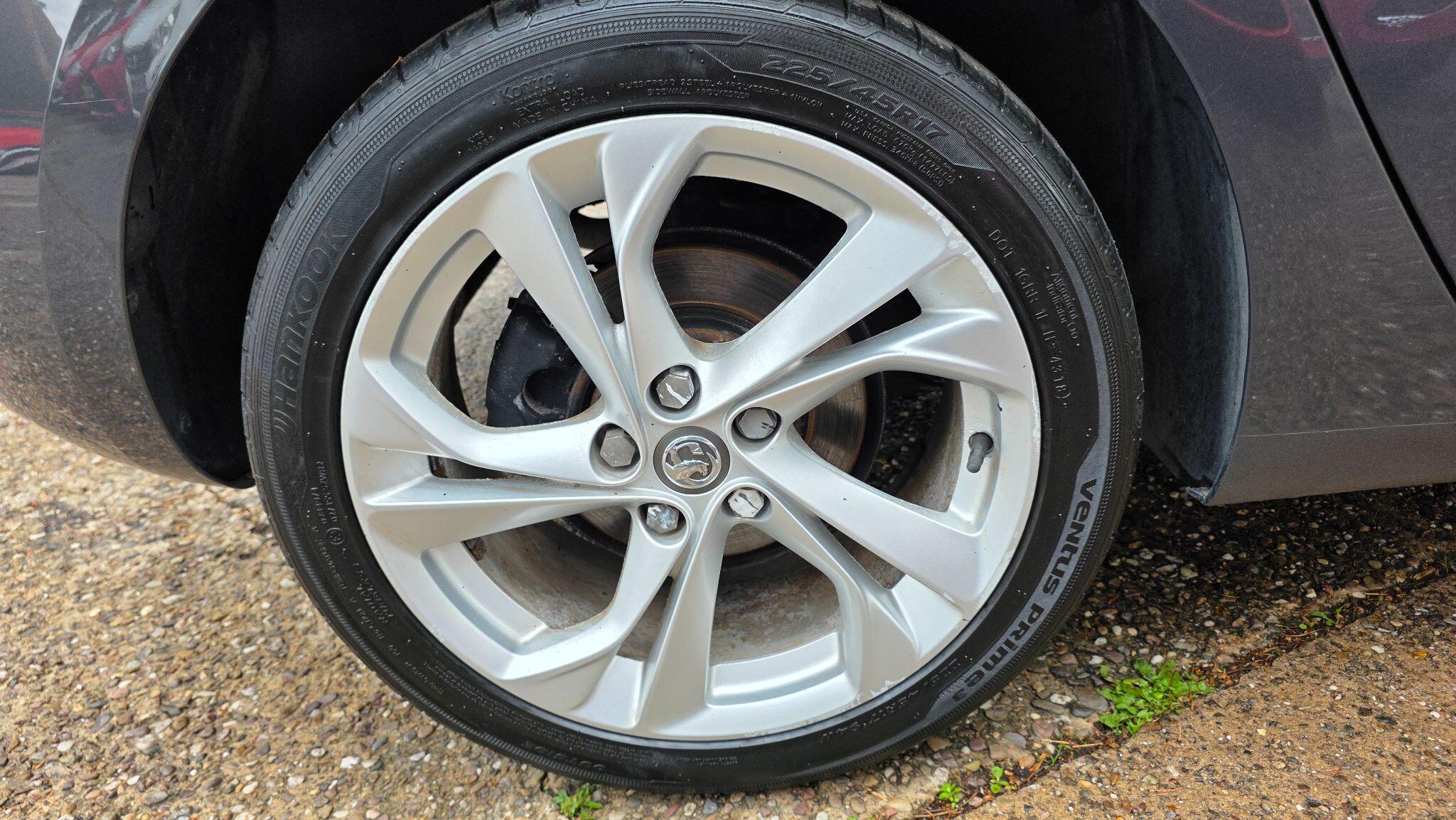 Vauxhall Astra view 33