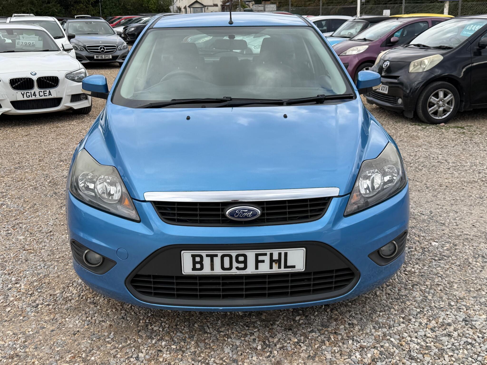Ford Focus view 4