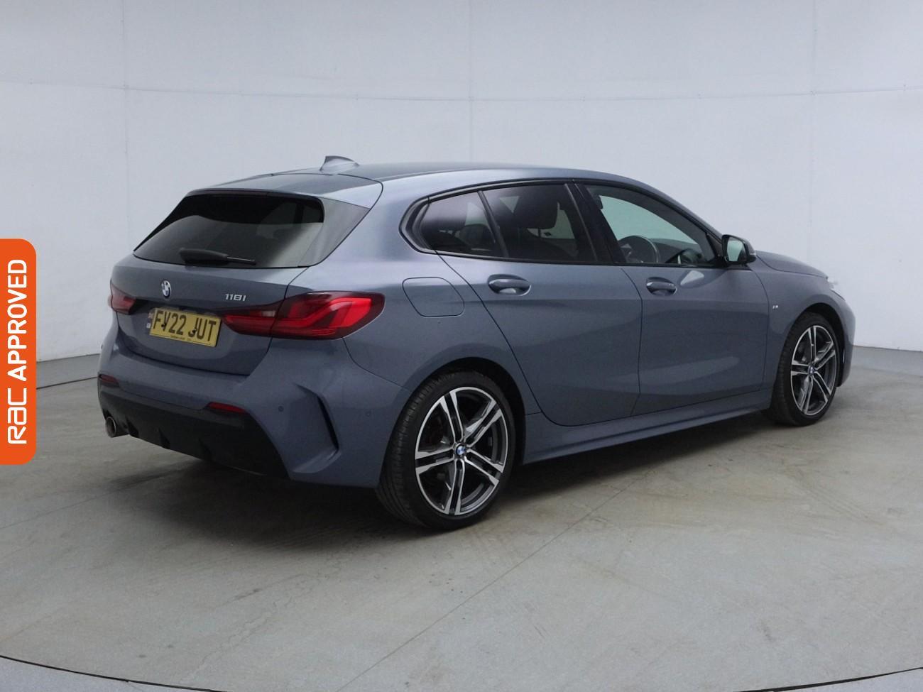BMW 1 Series view 31