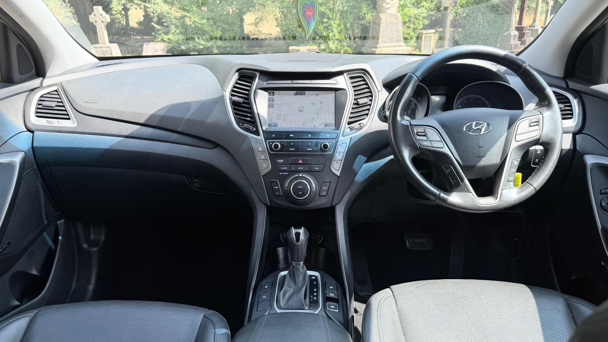 Hyundai Santa Fe view 26