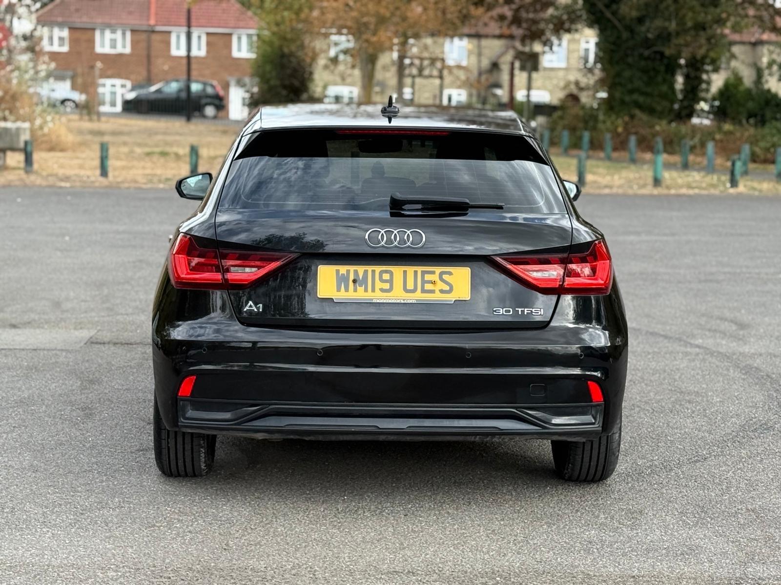 Audi A1 view 12