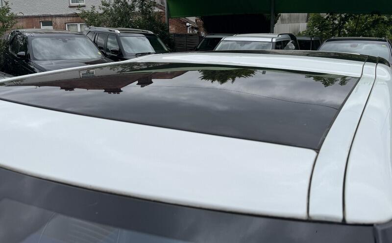 Land Rover Discovery view 18
