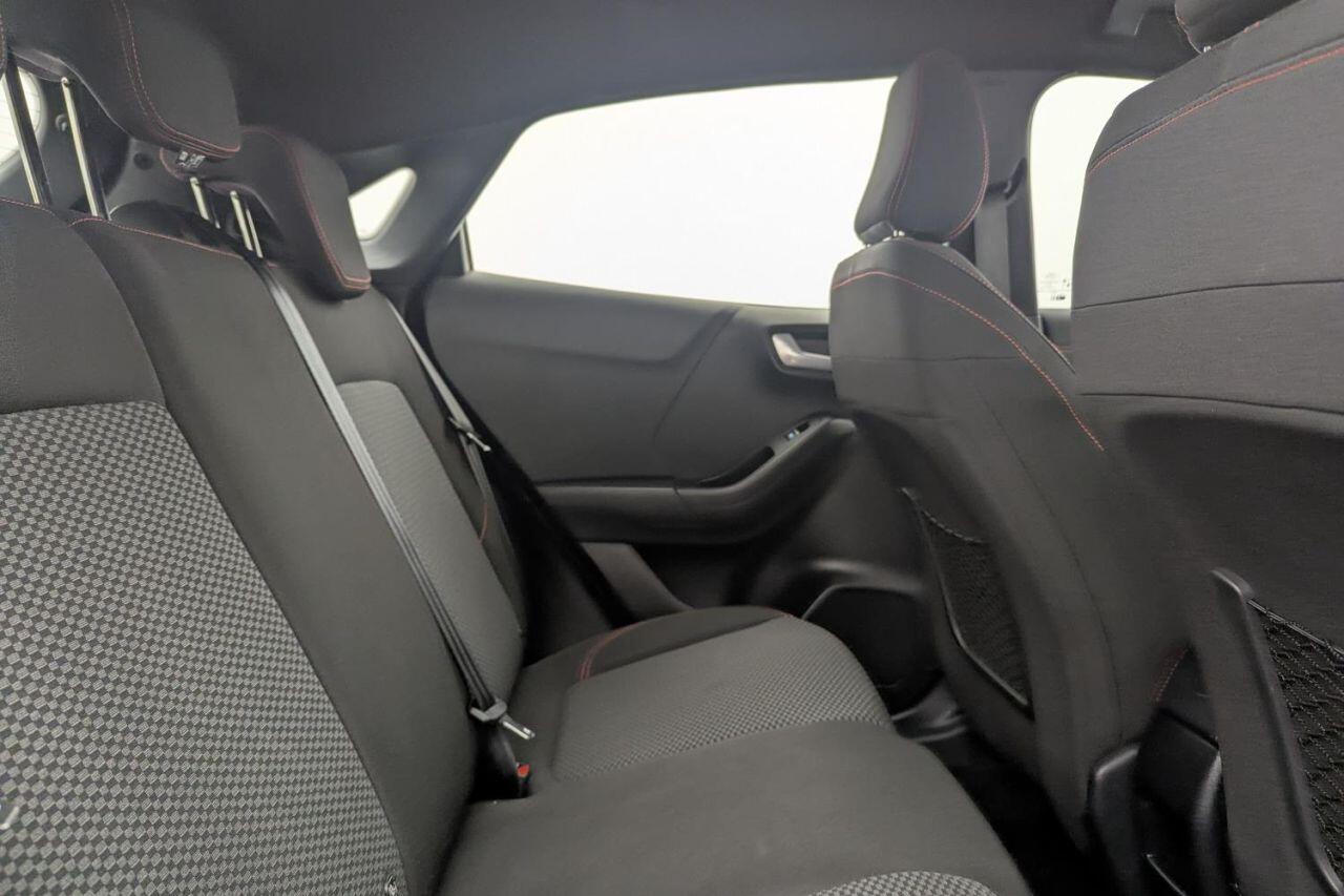 Ford Puma view 17