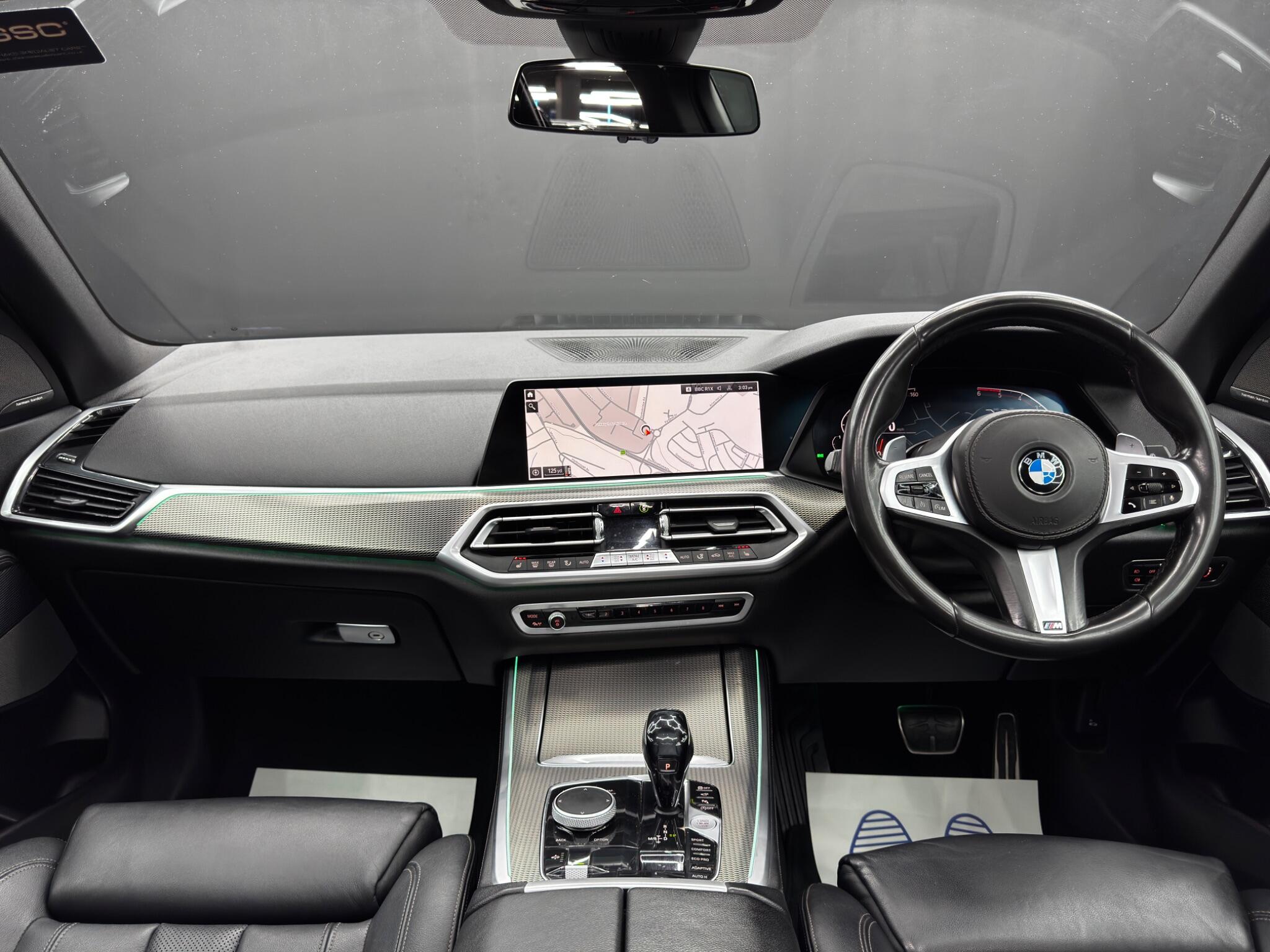 BMW X5 view 11
