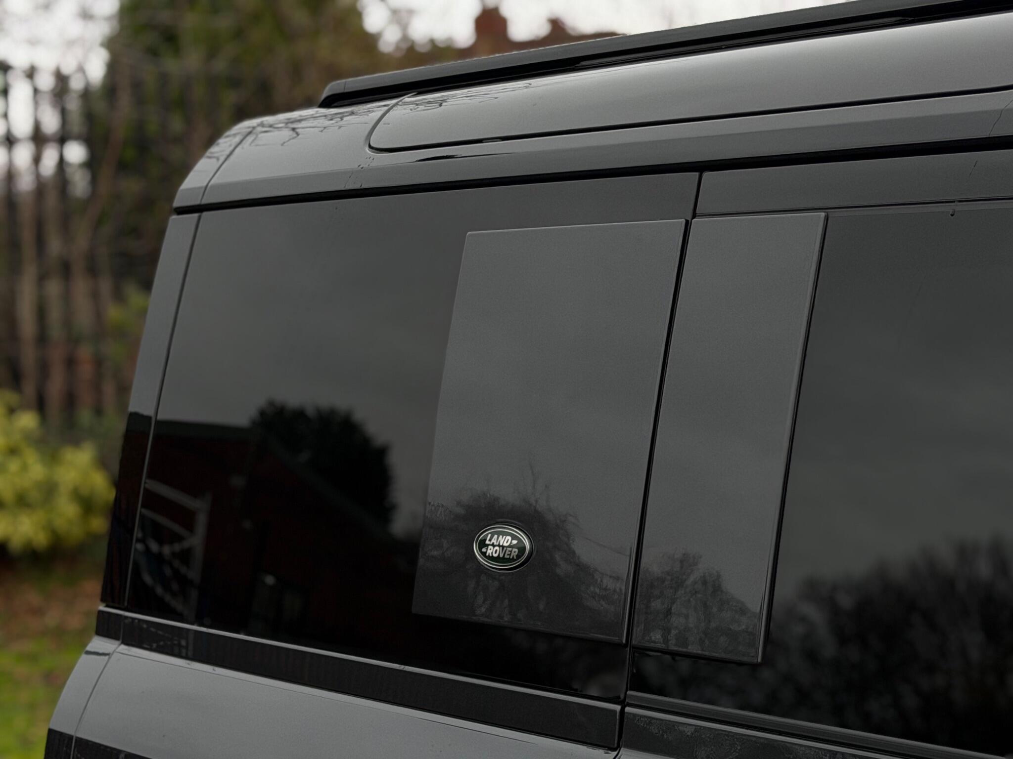 Land Rover Defender view 23