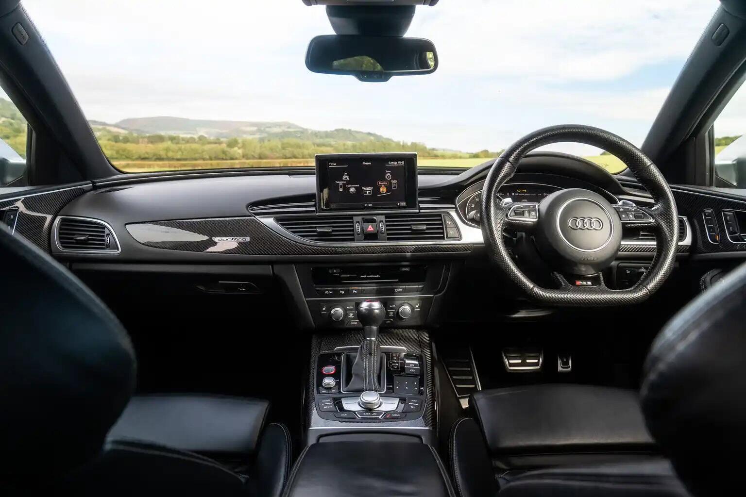 Audi RS6 view 47