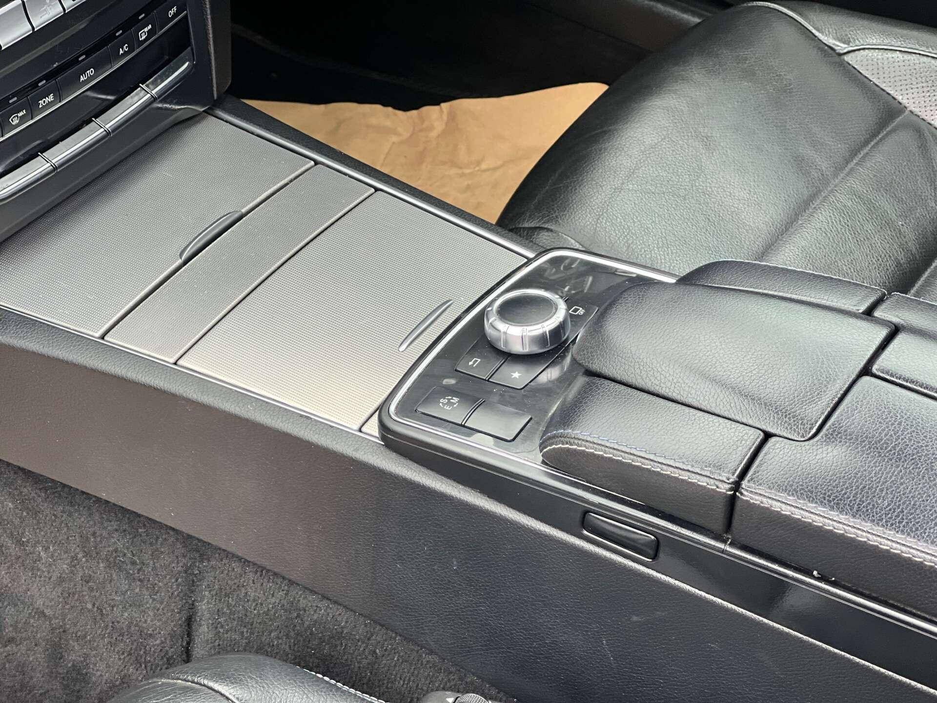 Mercedes-Benz E-Class view 32