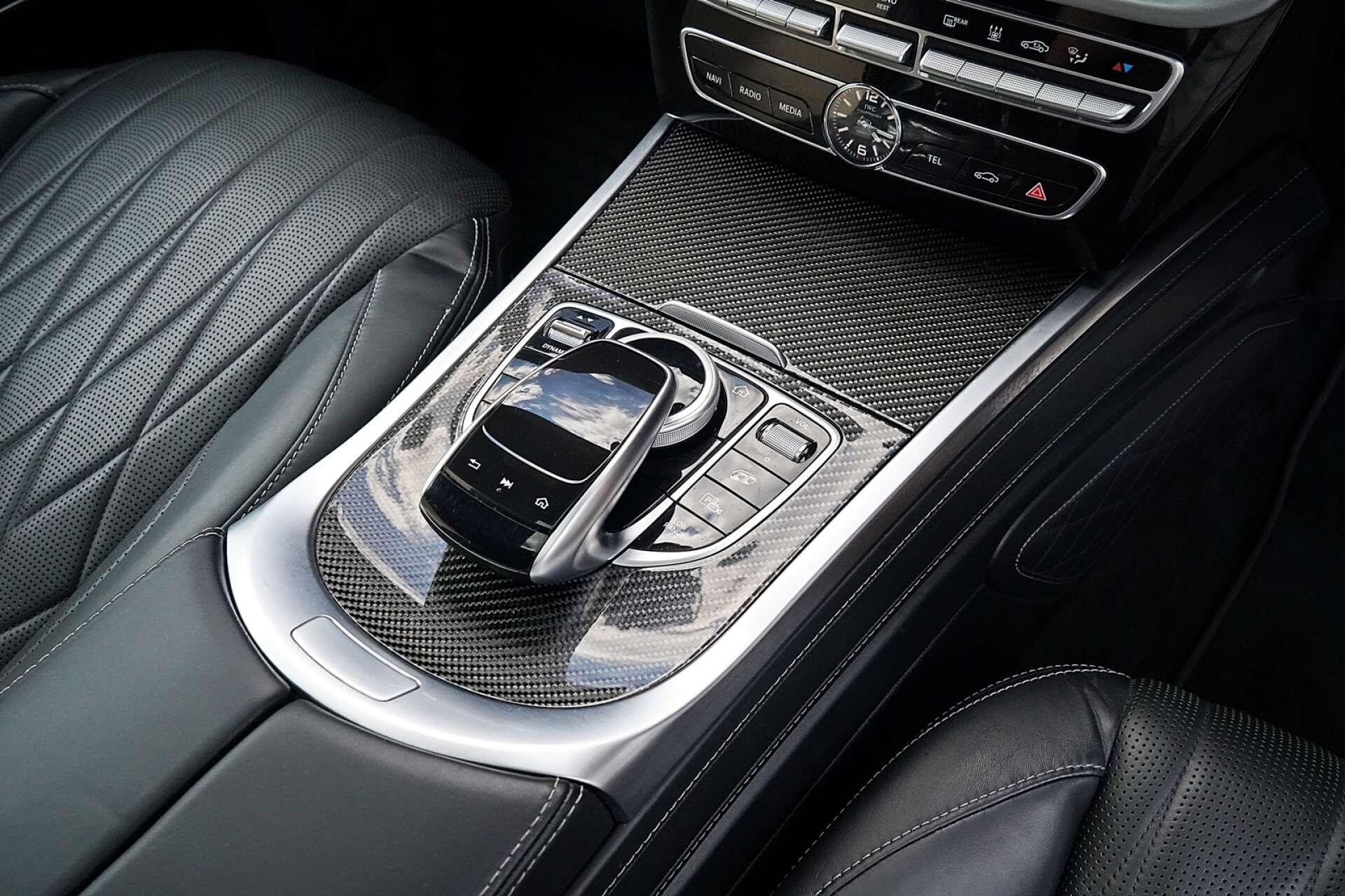 Mercedes-Benz G-Class view 22