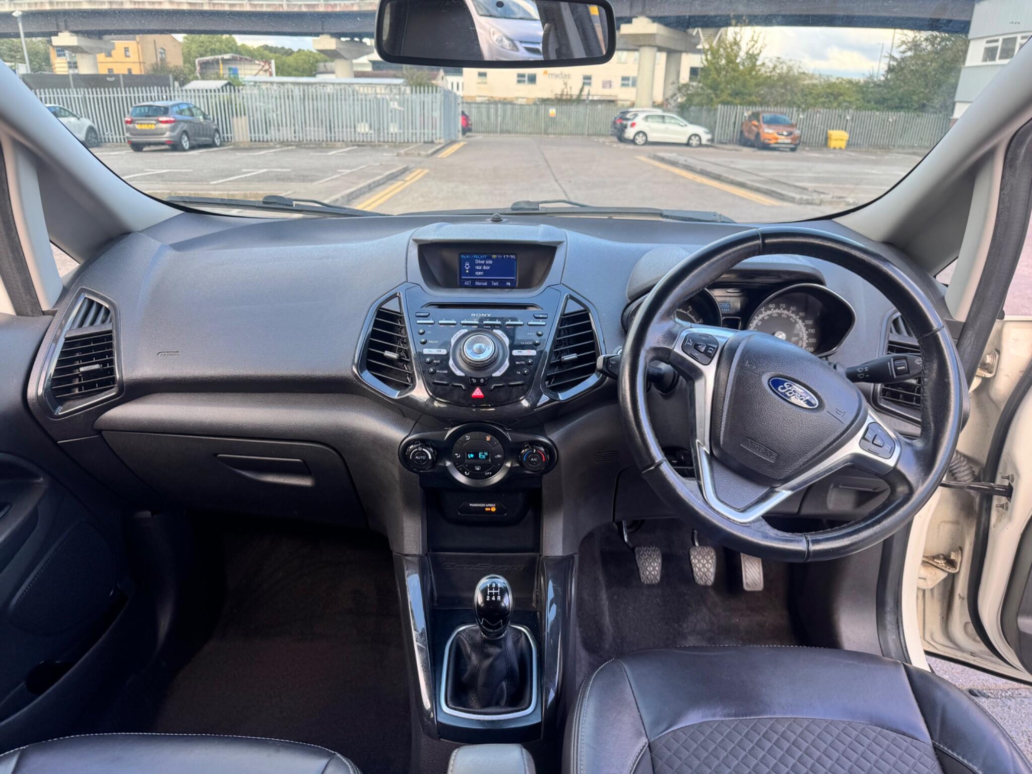 Ford Ecosport view 22
