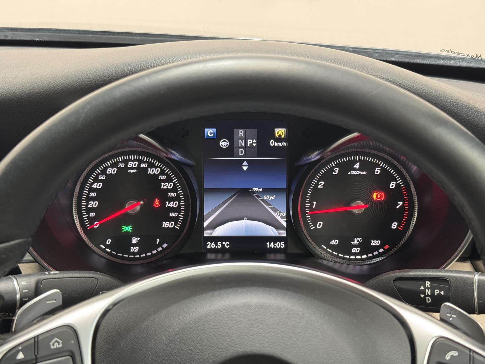 Mercedes-Benz C Class view 39