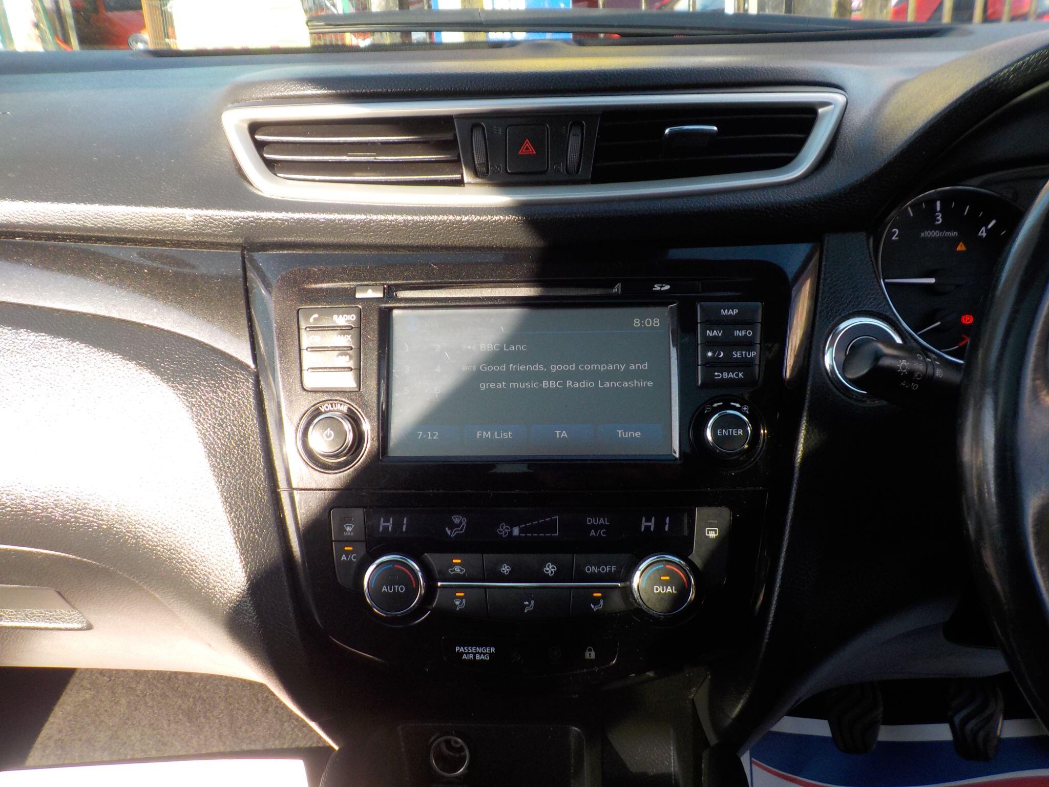 Nissan Qashqai 1.5 dCi Acenta Premium 2WD Euro 5 (s/s) 5dr
