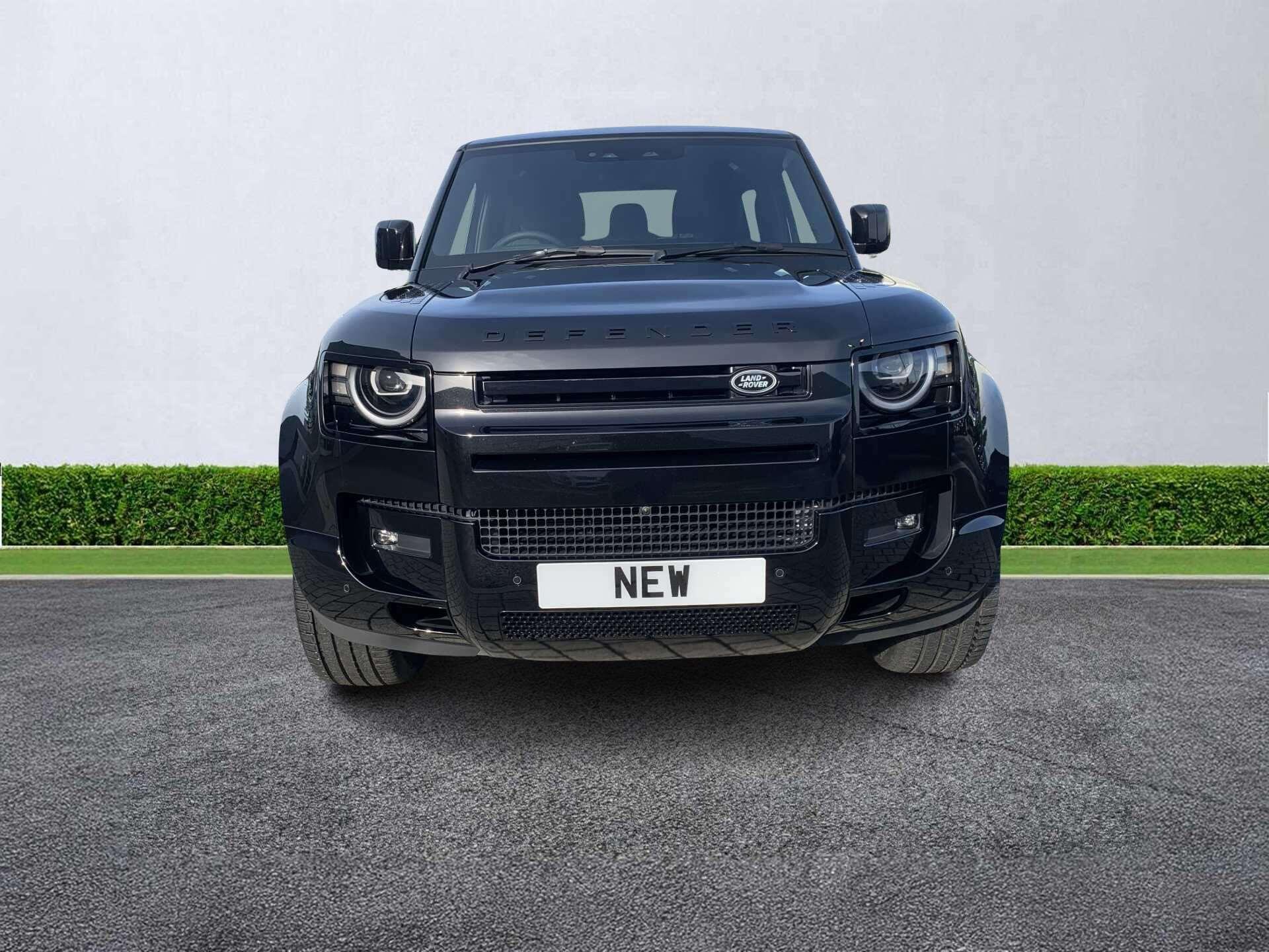 Land Rover Defender view 6