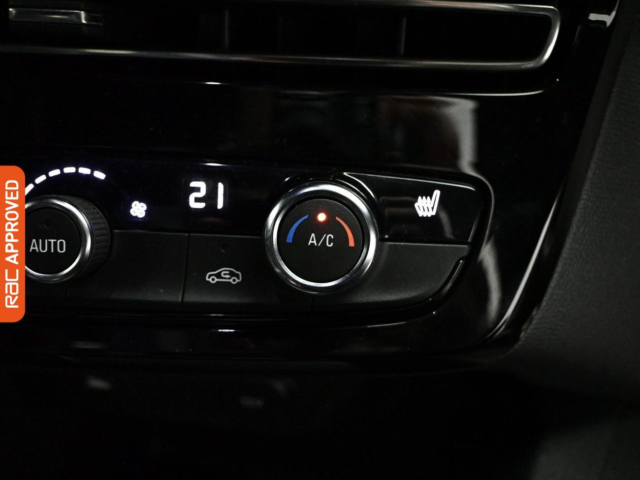 Vauxhall Mokka Electric view 19
