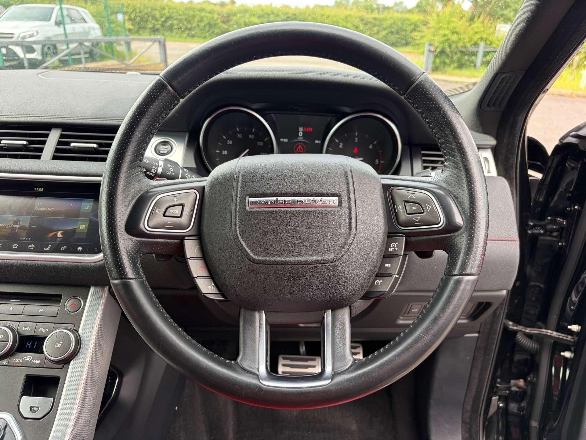 Land Rover Range Rover Evoque view 38
