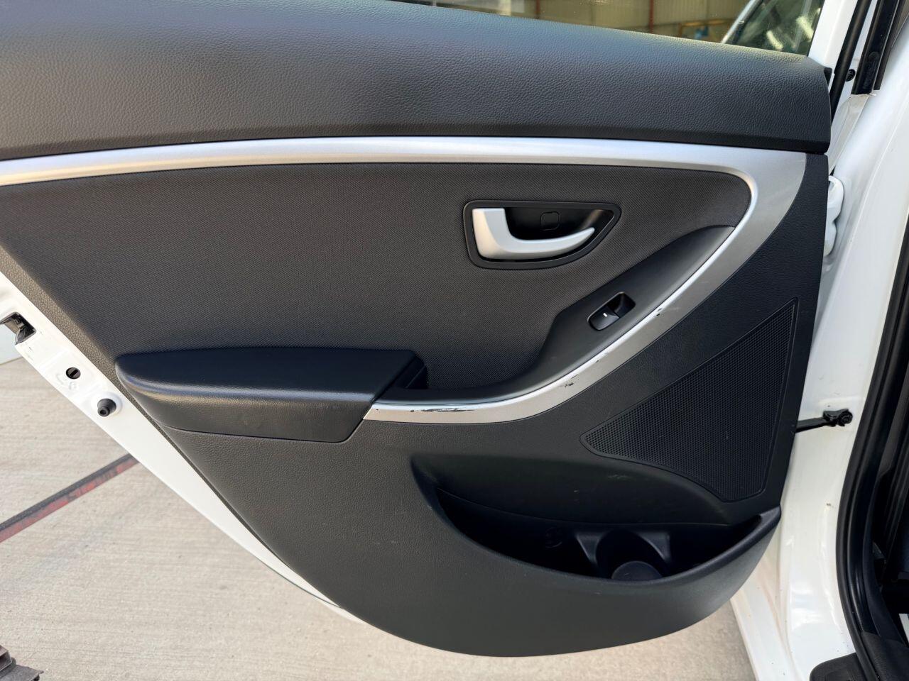 Hyundai I30 view 22