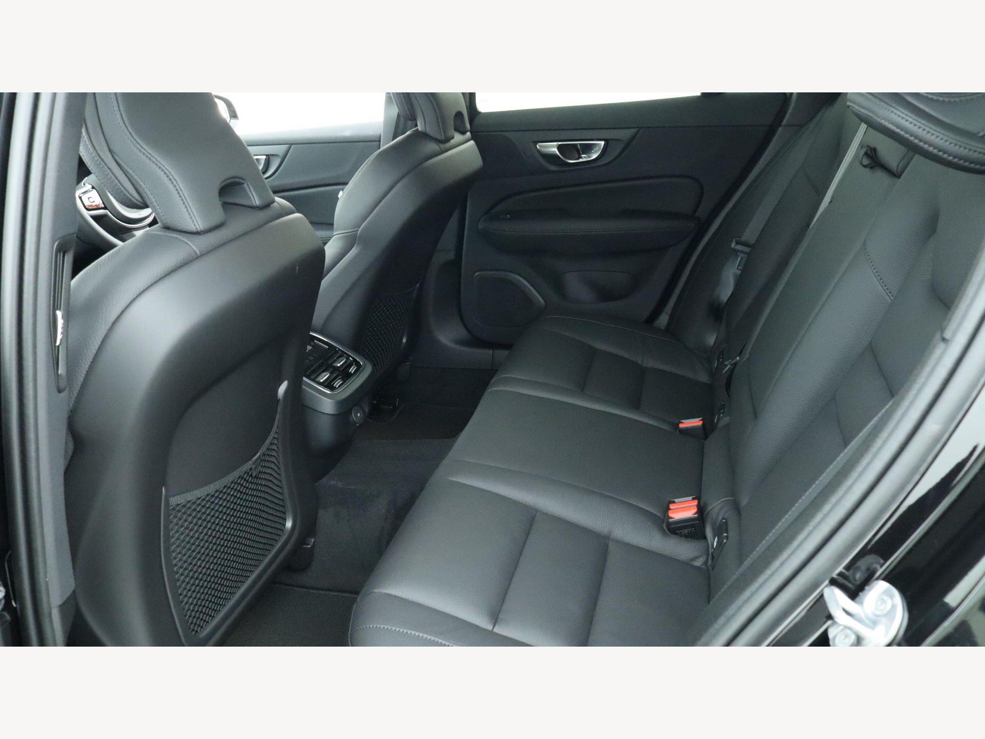 Volvo V60 view 30