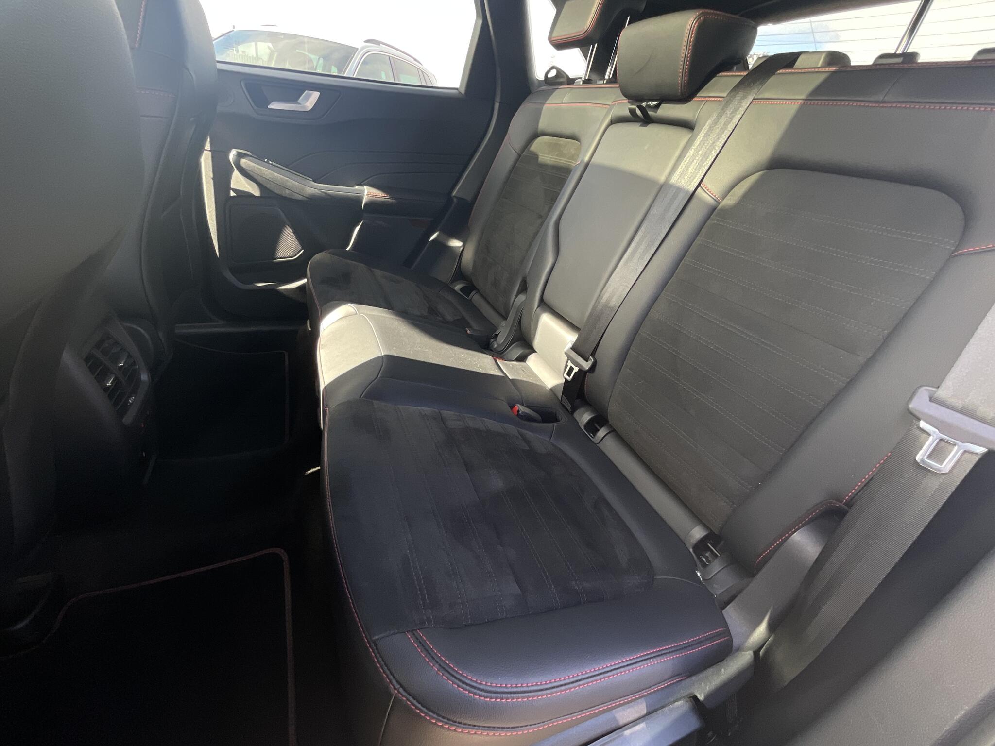 Ford Kuga view 13
