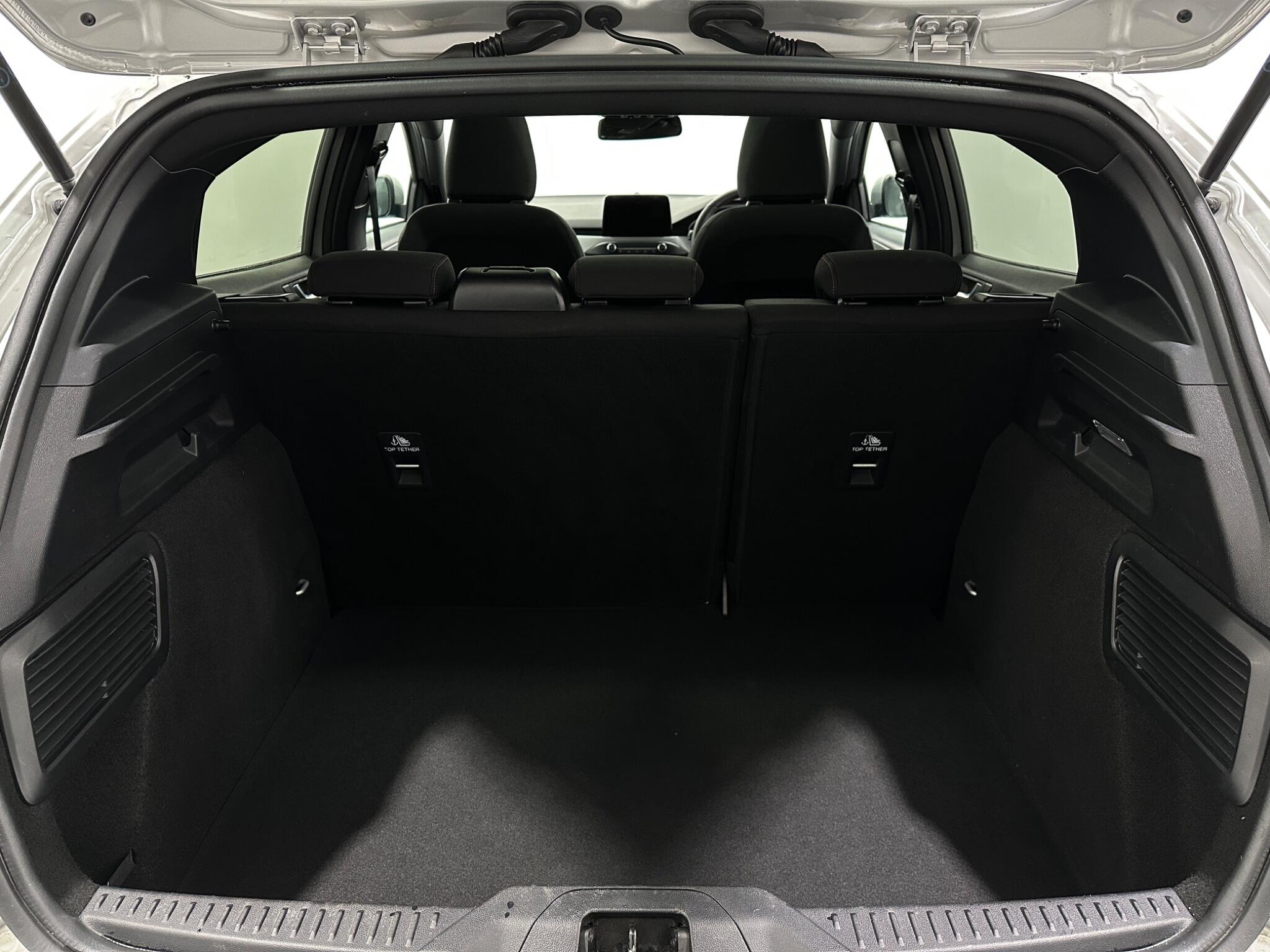 Ford Focus view 46