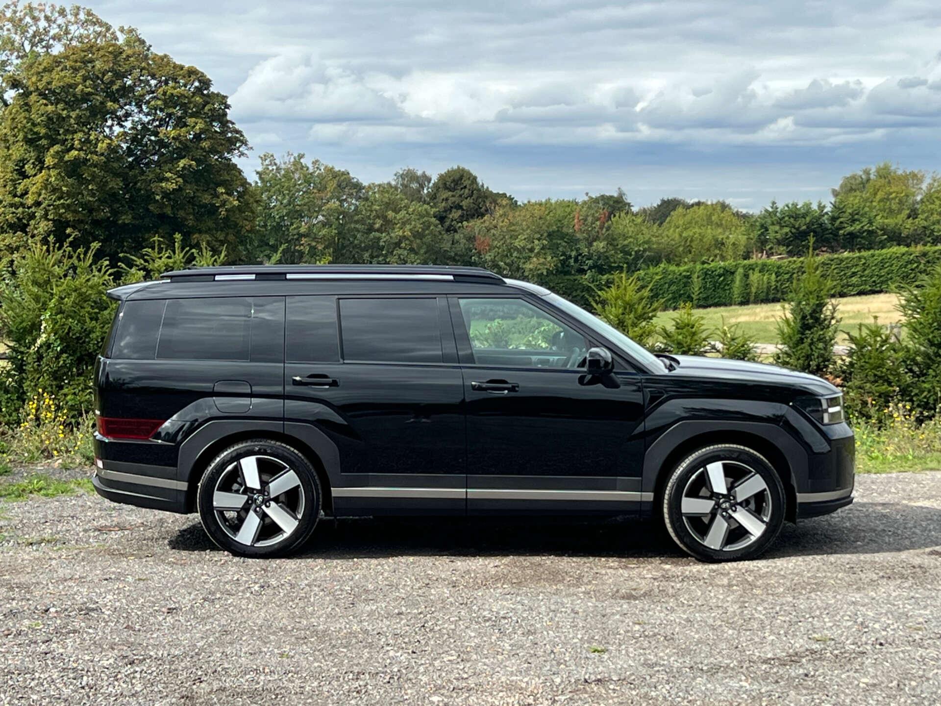 Hyundai Santa Fe view 13