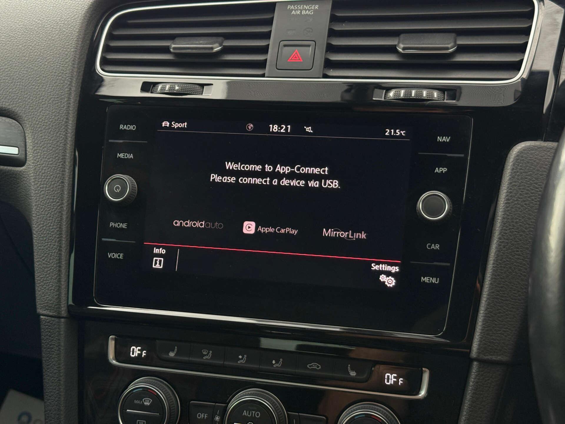 Volkswagen Golf view 73