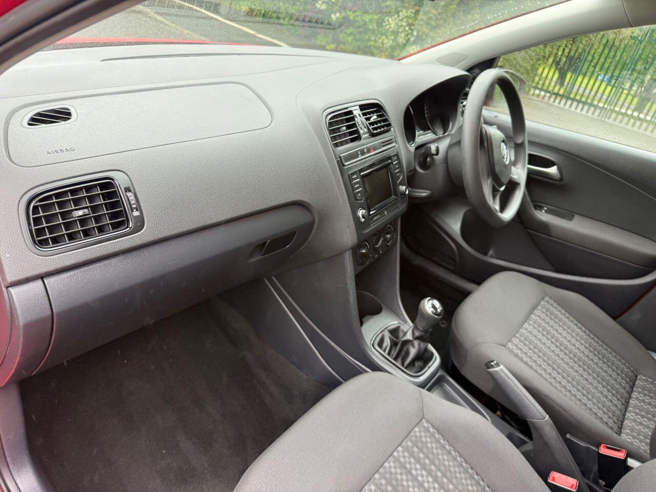 Volkswagen Polo view 28