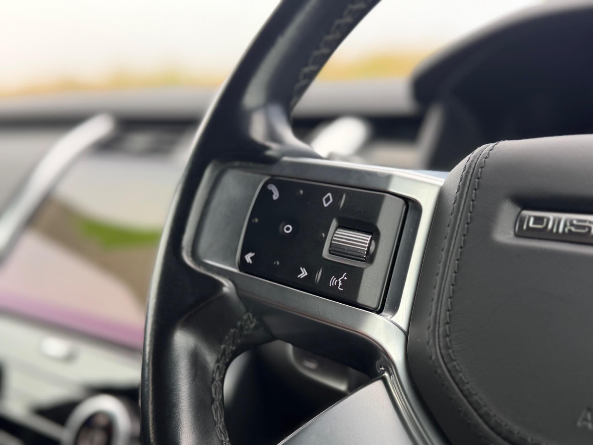 Land Rover Discovery 3 view 13