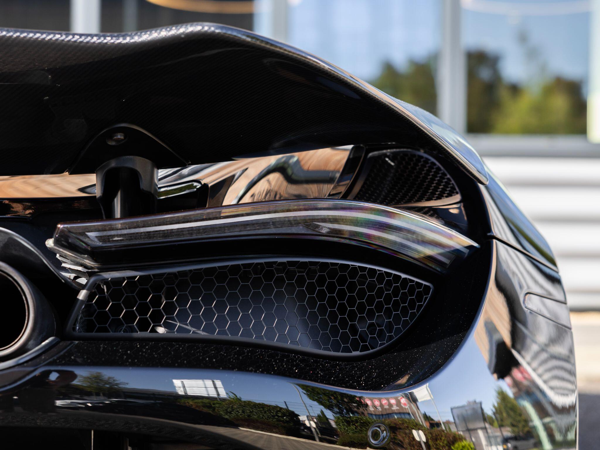 Mclaren 720s view 31