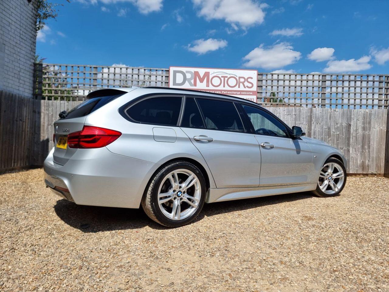 BMW 3 Series view 27